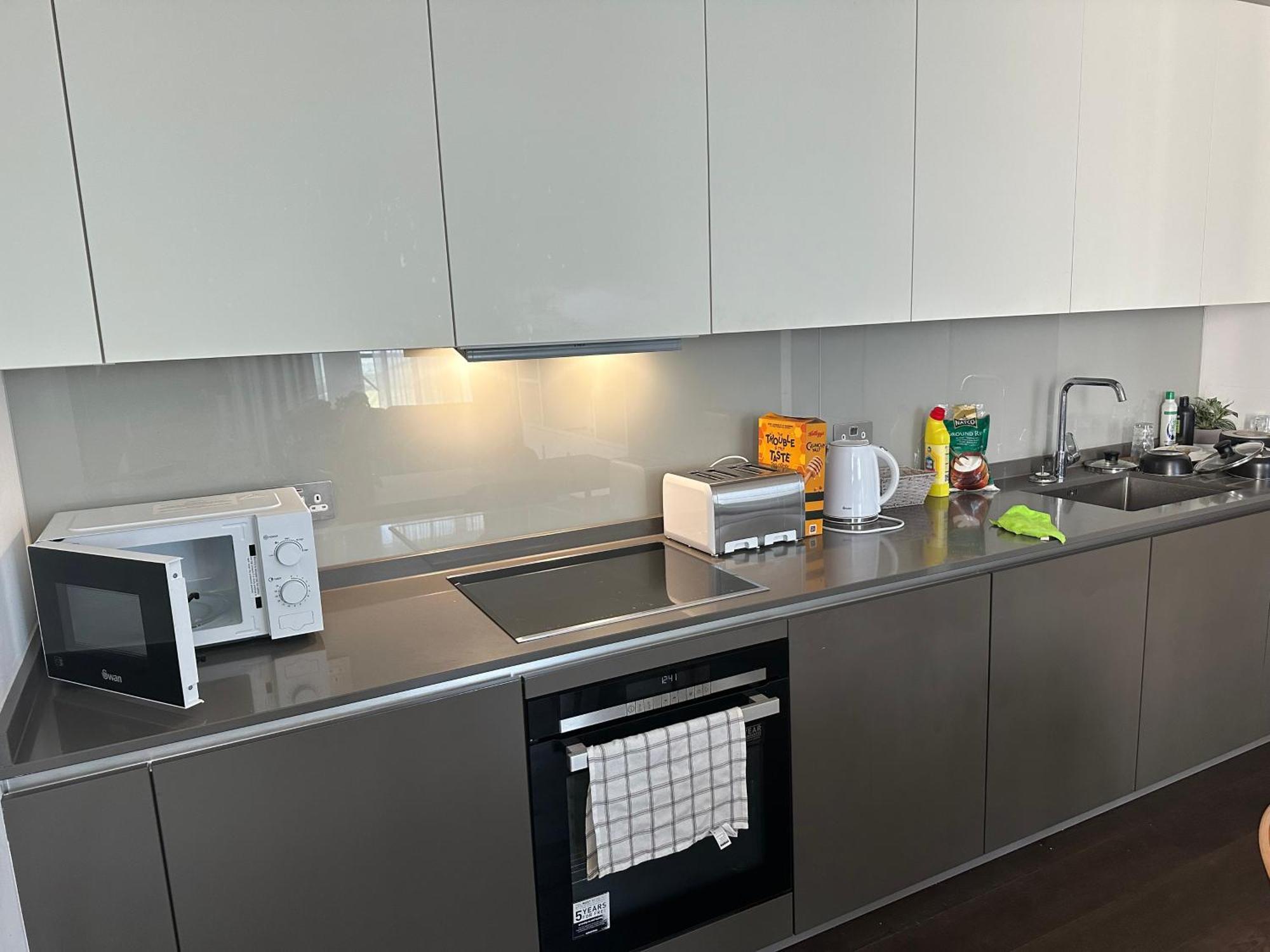 Apartment Roberts 2 Bed London