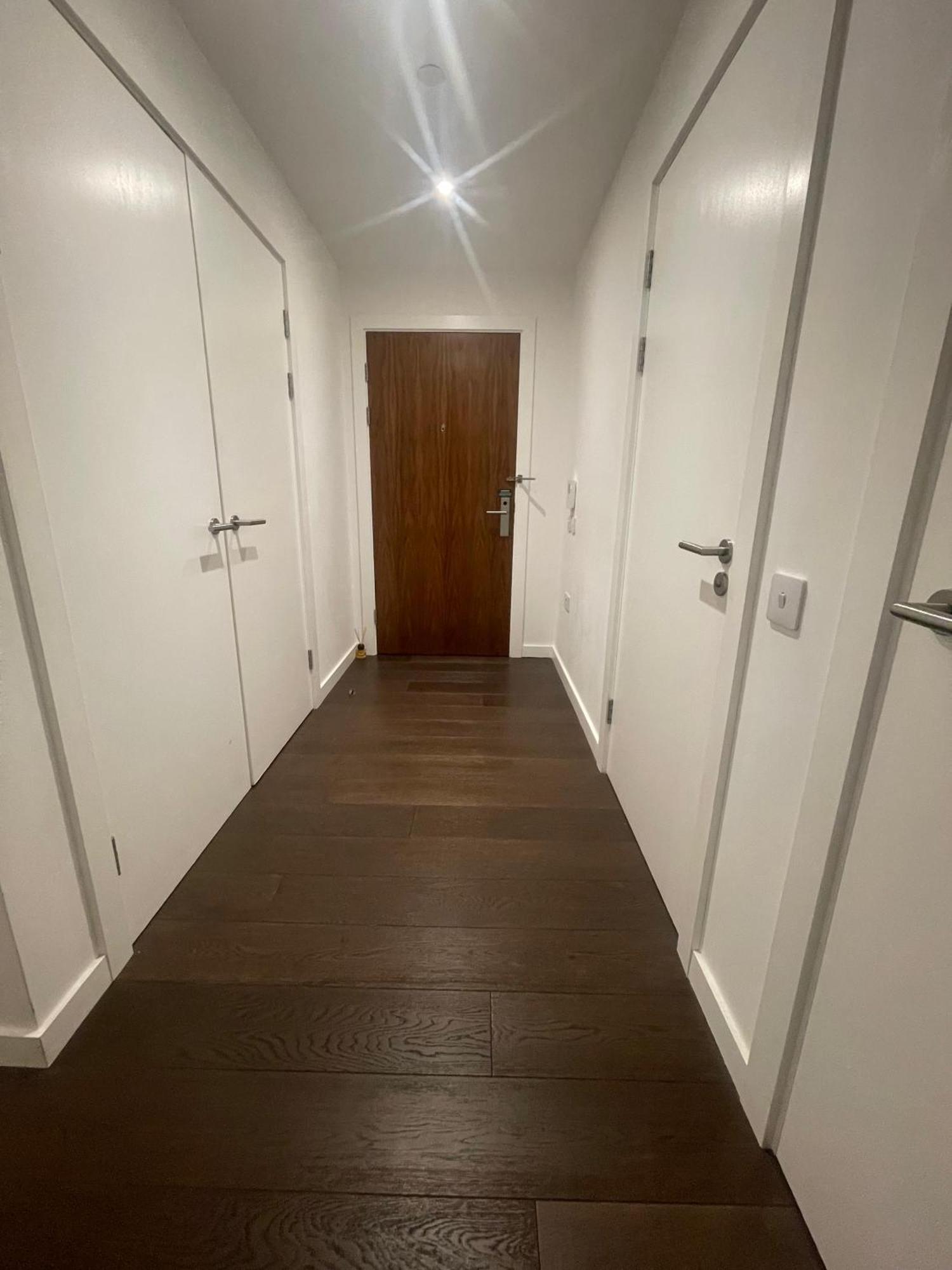 Apartment Roberts 2 Bed London