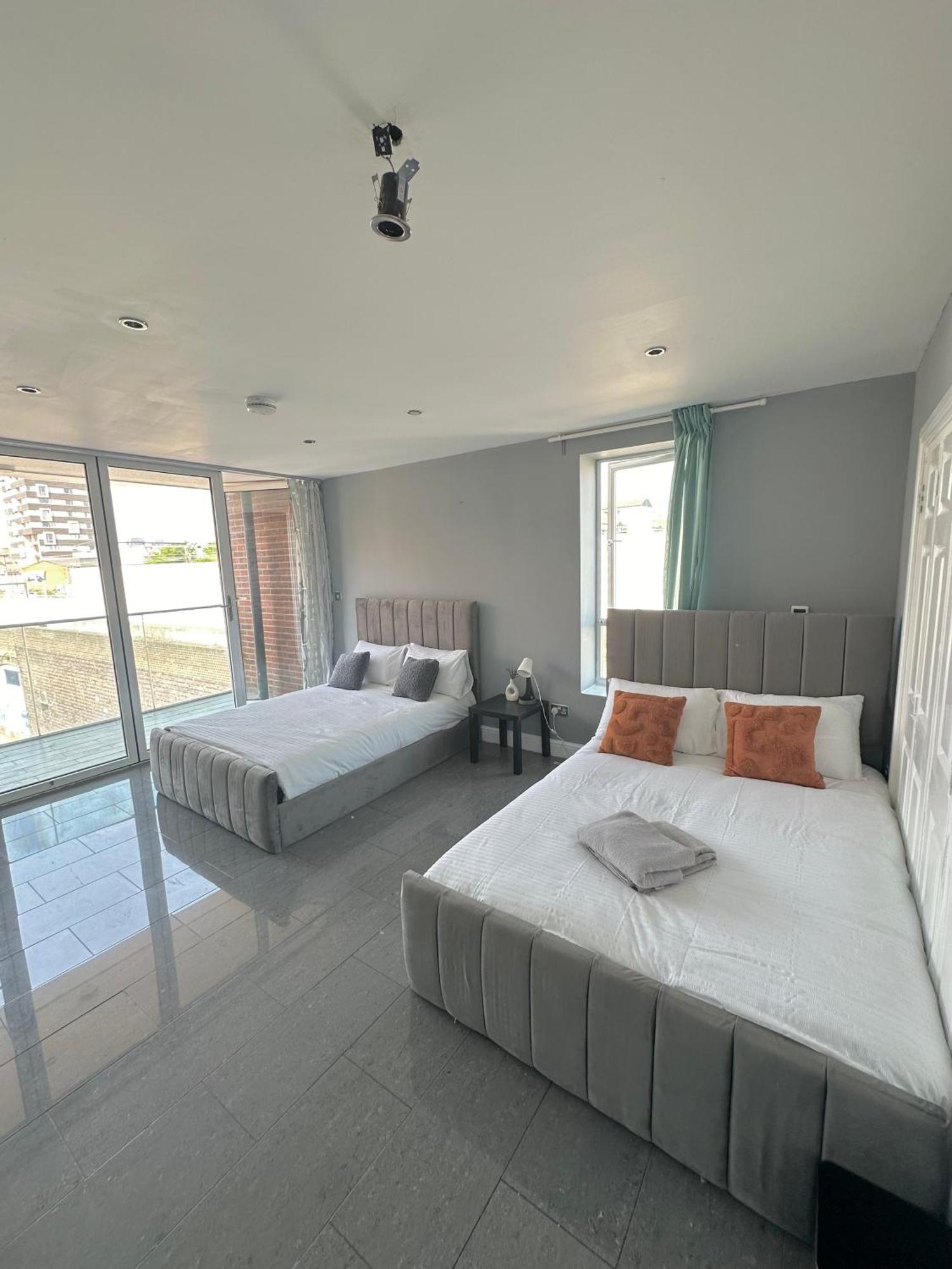 Luxury Private In London