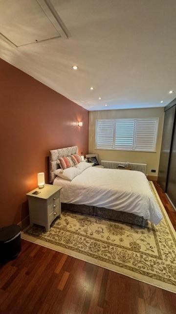 Habitación en casa particular Stunning Double Bedroom Greenwich With Private Bathroom *