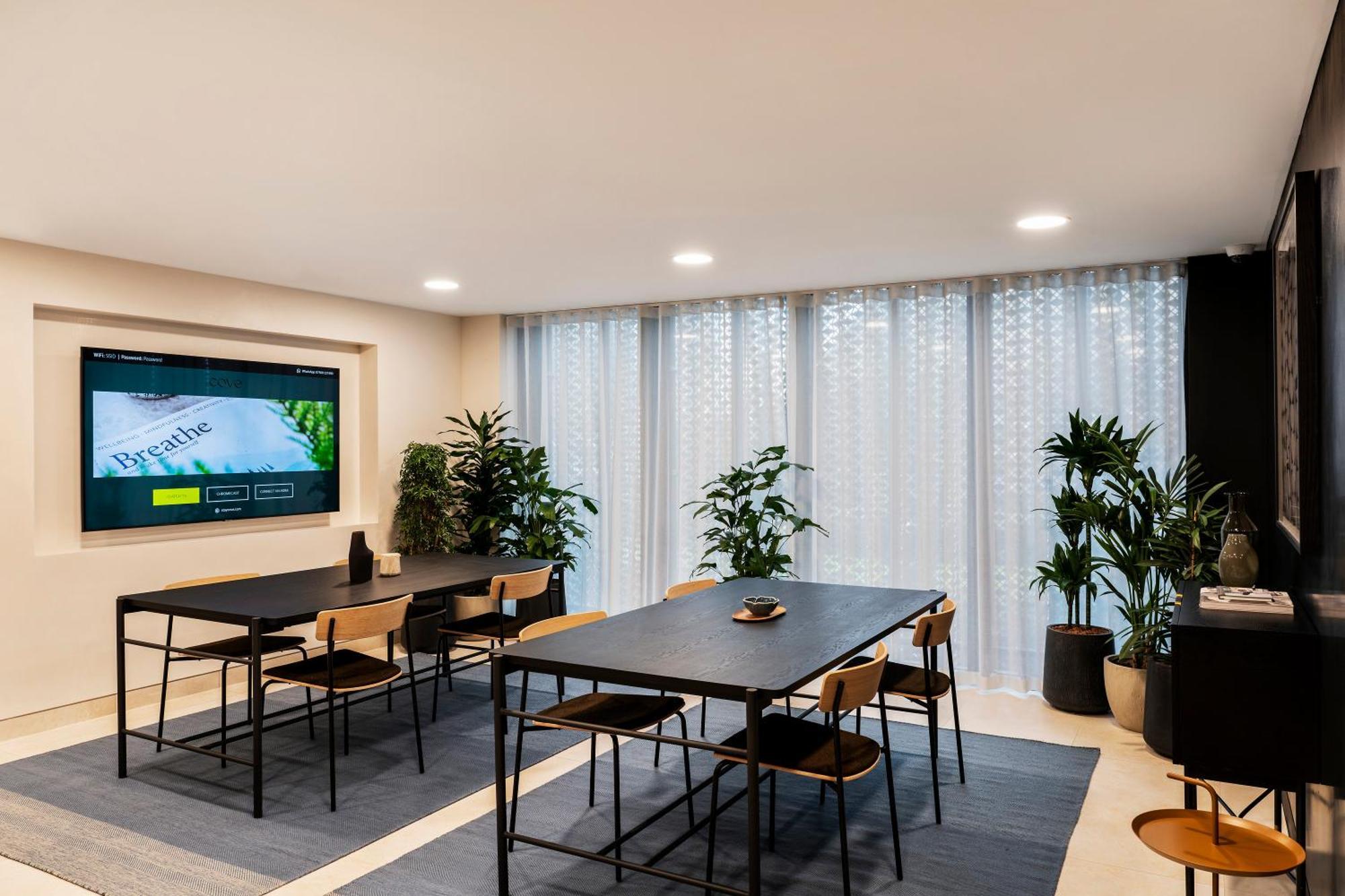 Cove Landmark Pinnacle Apart-hotel Londres