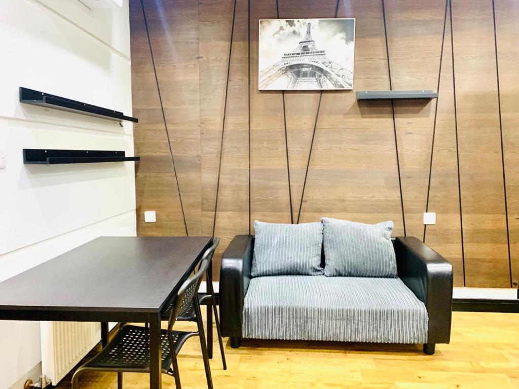 Fancy Flat In Apartamento