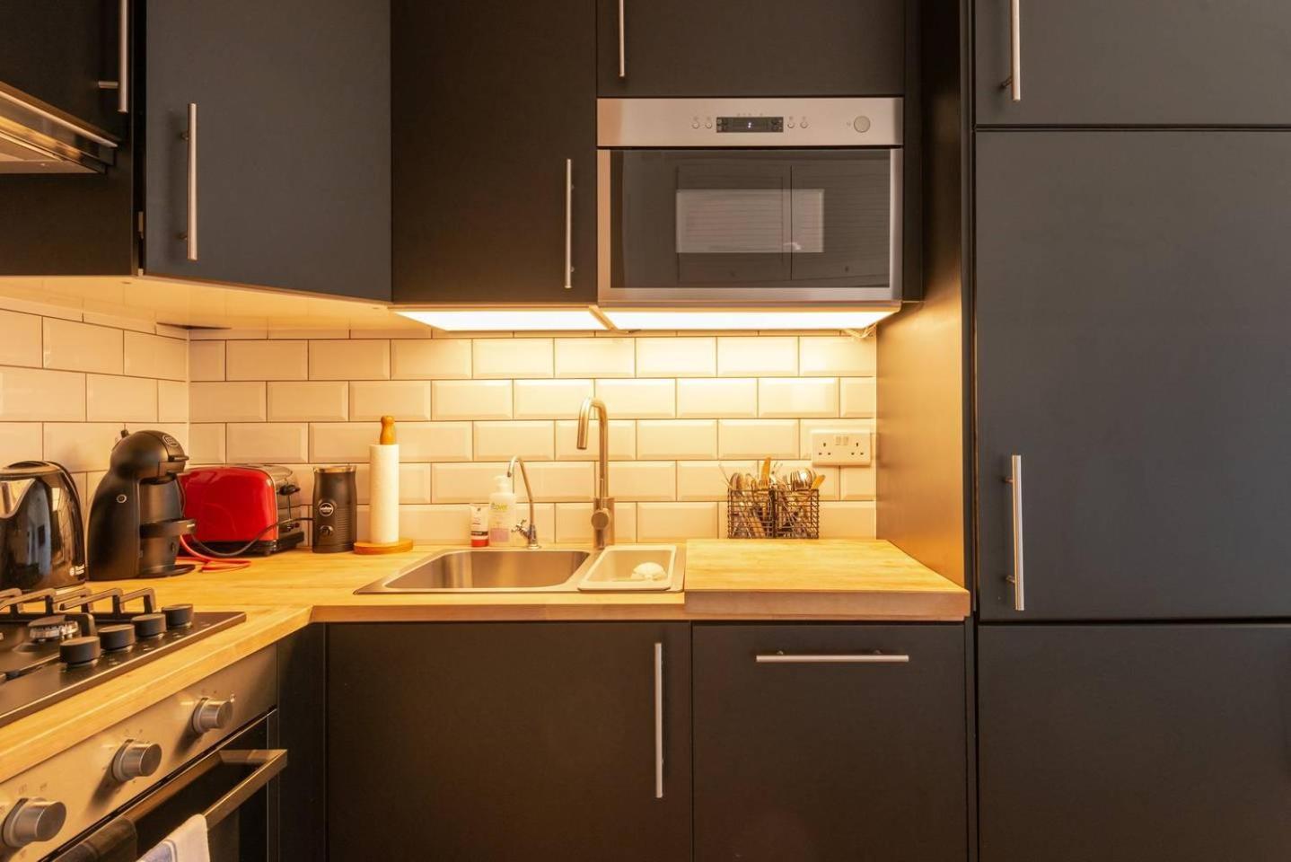 Guestready - 1br Flat Ideally Located In Zone 2 Fits 3