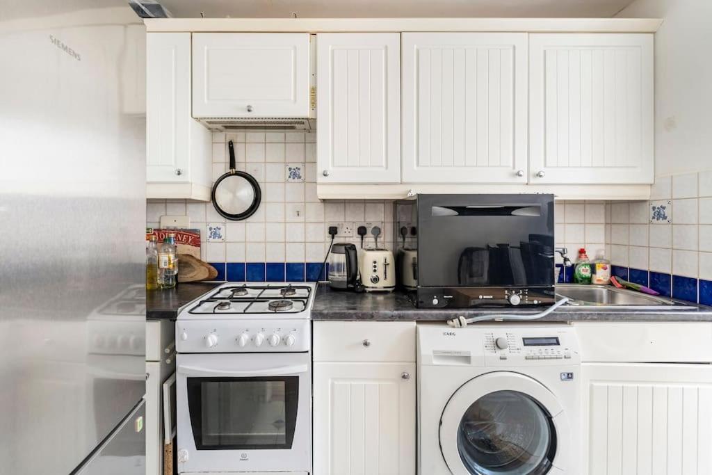 Appartement Quaintgarden Apartment@near Tower Bridge & Big Ben Londen