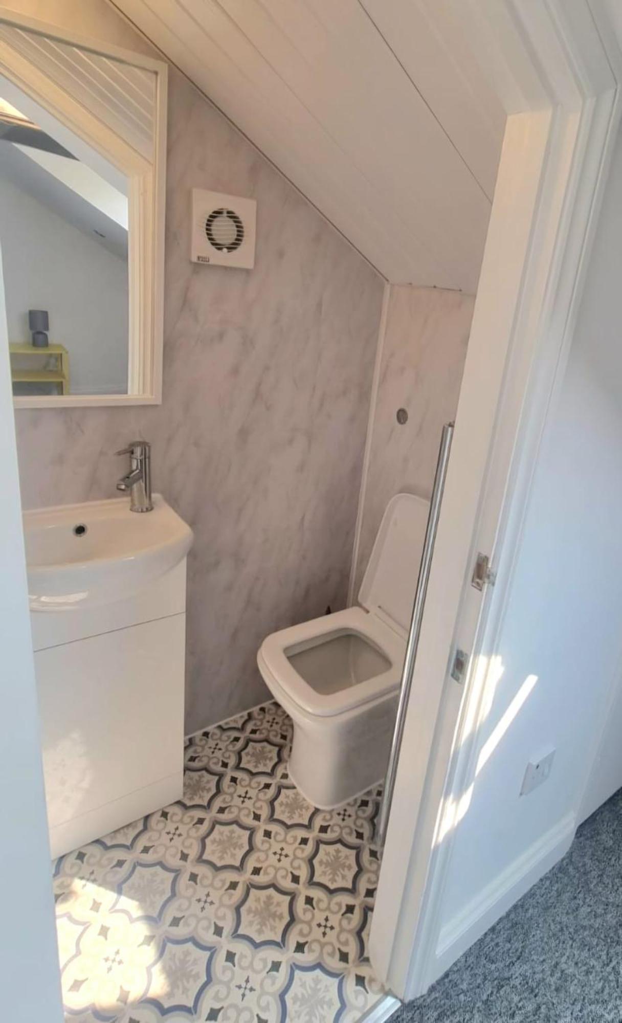 Gasthof En-suite Double - Leytonstone E11 *