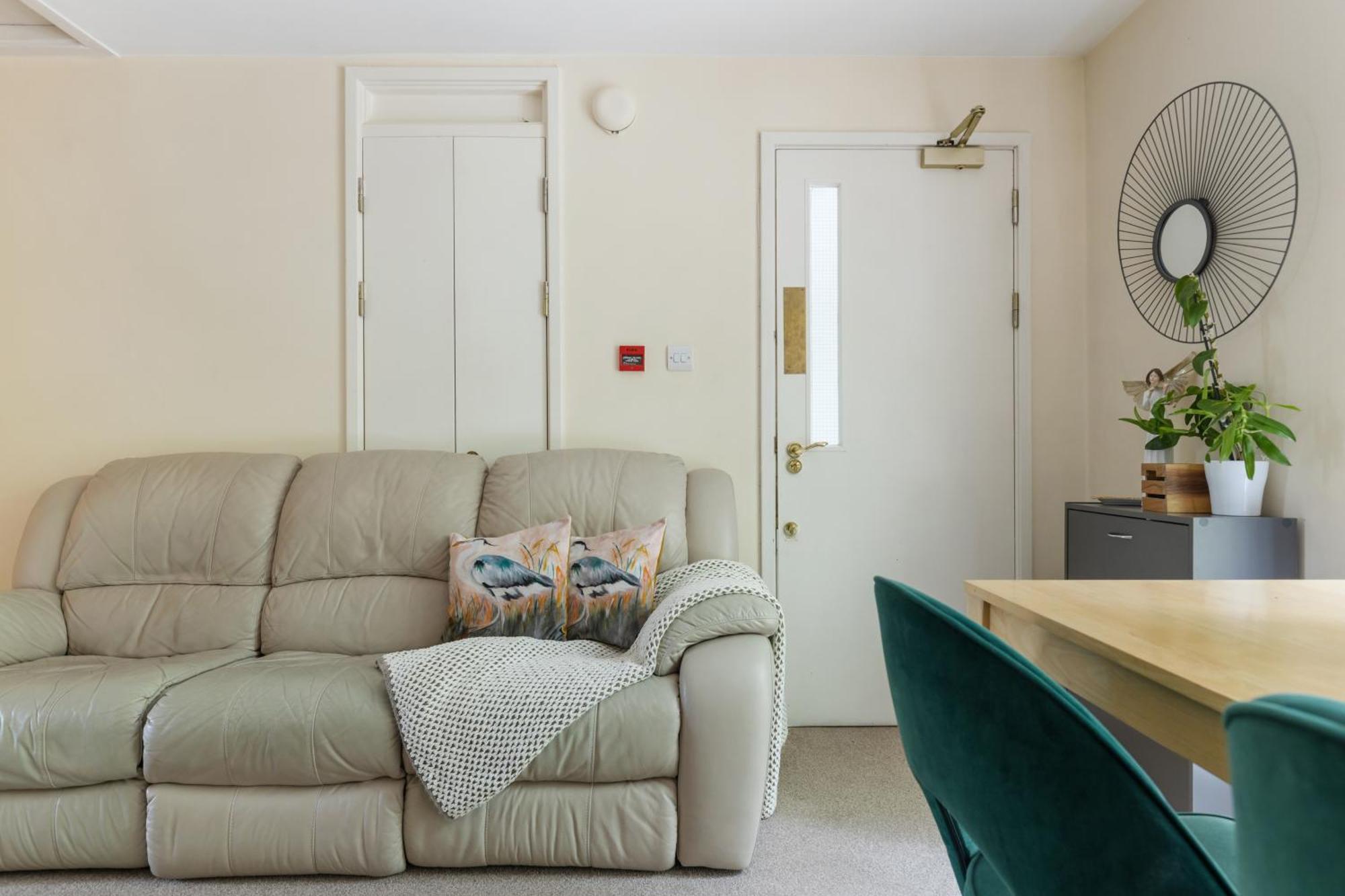 Canada Water Entire One-bedroom