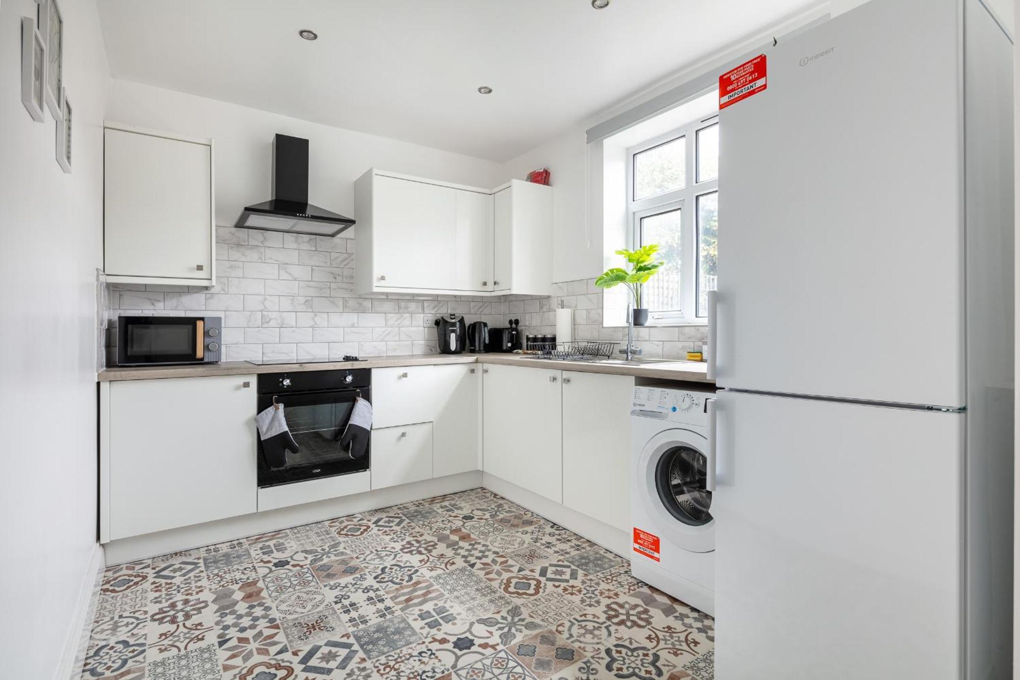 Gem - 2 Bed House, 6 Mins From Liverpool Street, Shops & Restaurants Hébergement de vacances Londres
