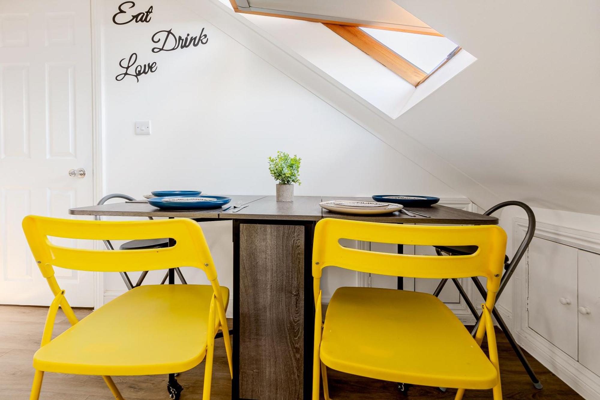 Bright 2br Flat, Forest Gate, East Appartement Londen