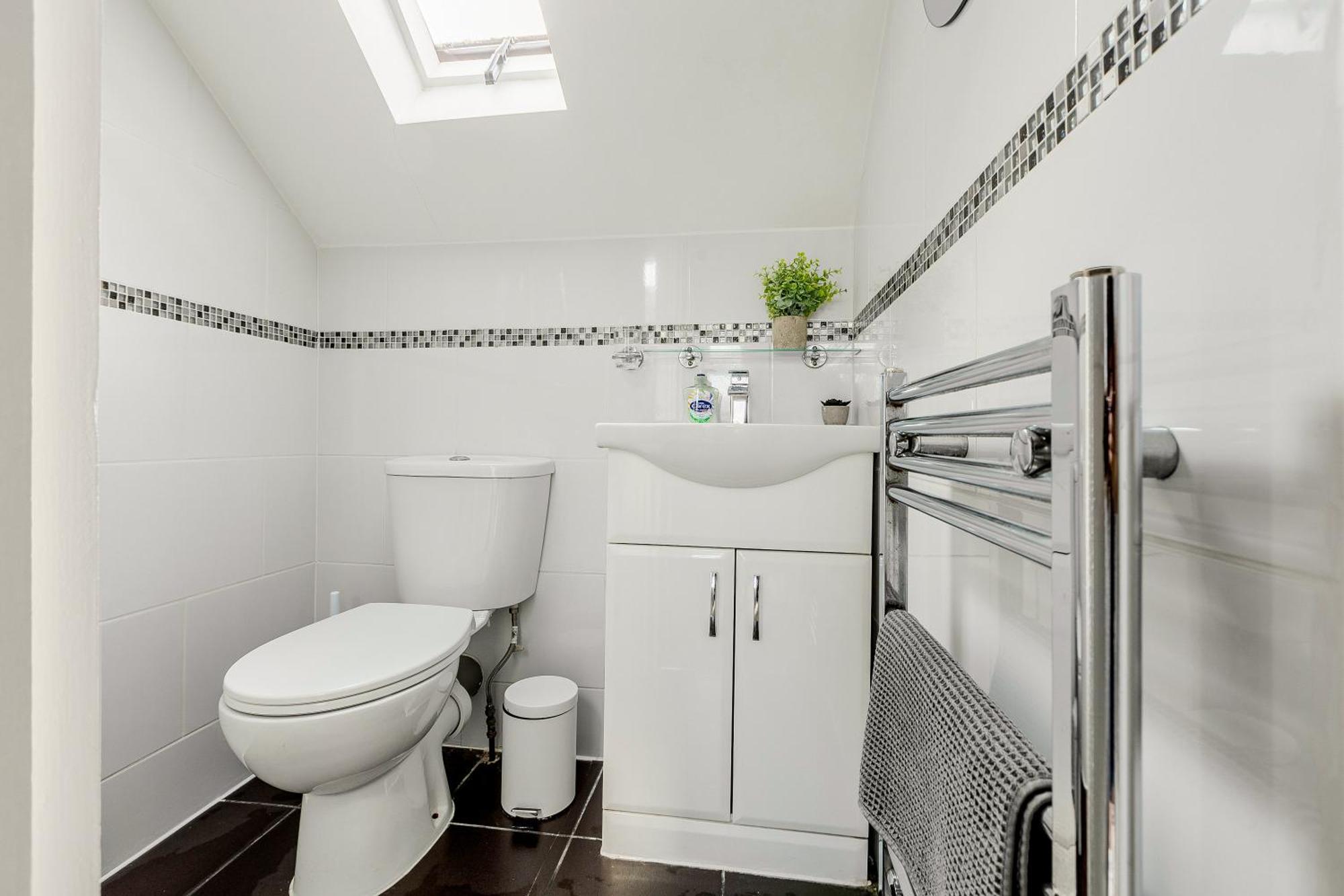Bright 2br Flat, Forest Gate, East Appartement Londen