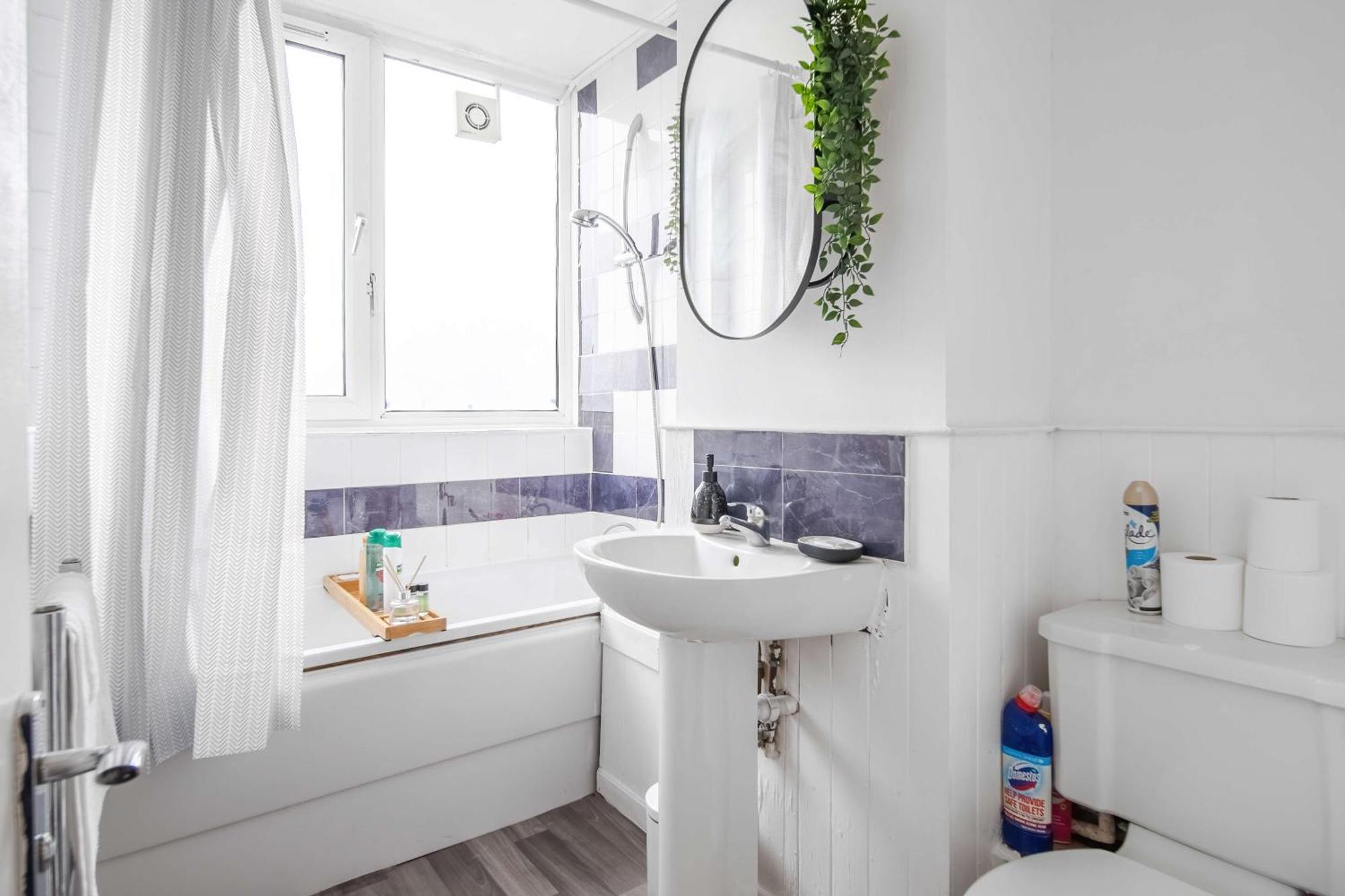 Stylish 3-bedroom * London