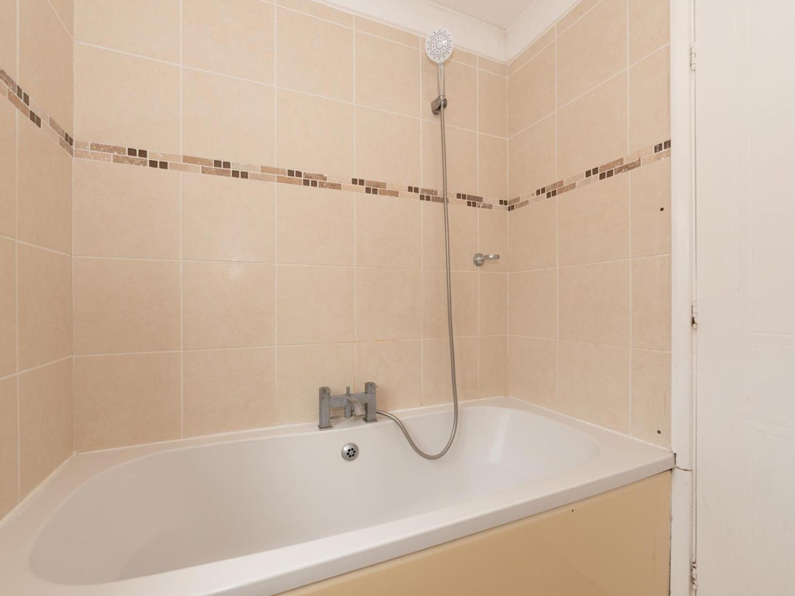 4 Bed House In Greater Parking Pass The Keys Hébergement de vacances Londres
