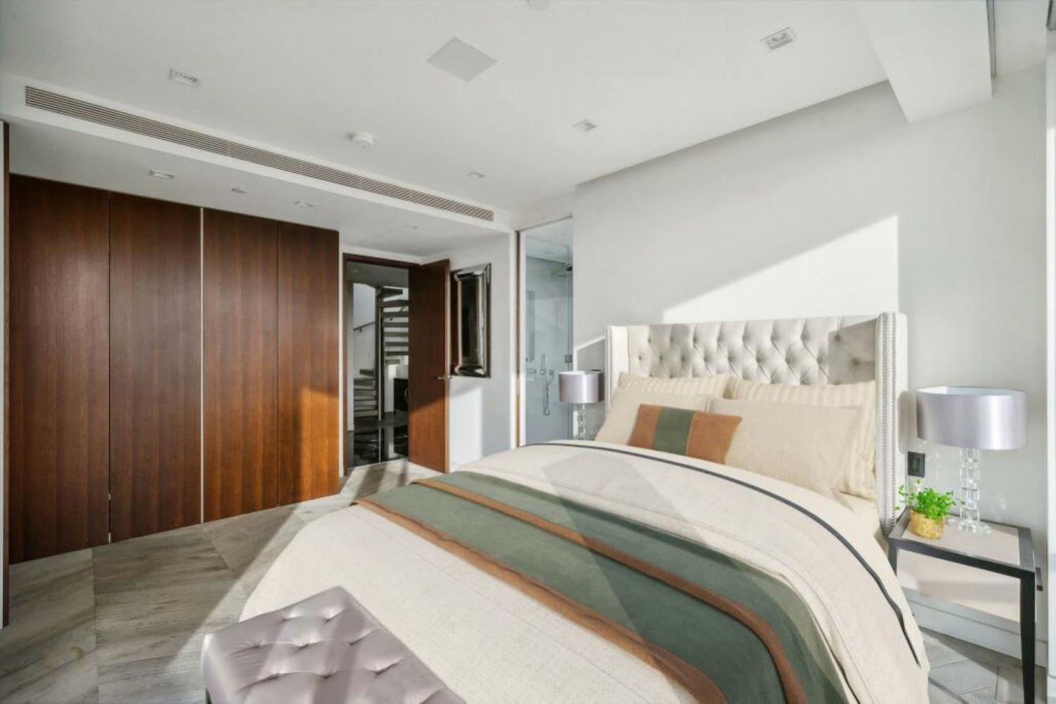 Stunning Duplex Penthouse Over 2200 Sq Ft Sleeps 8 With Jacuzzi Rooftop Views Of The City Apartamento *