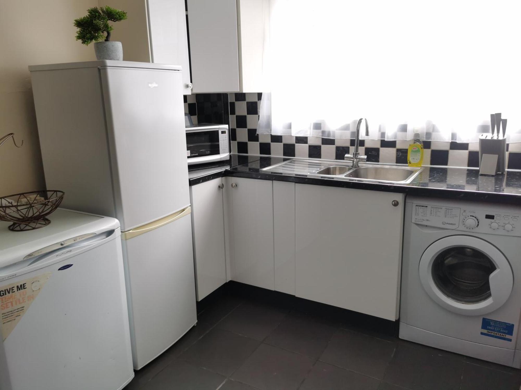 Charming House With 3 Bedrooms Near O2arena *