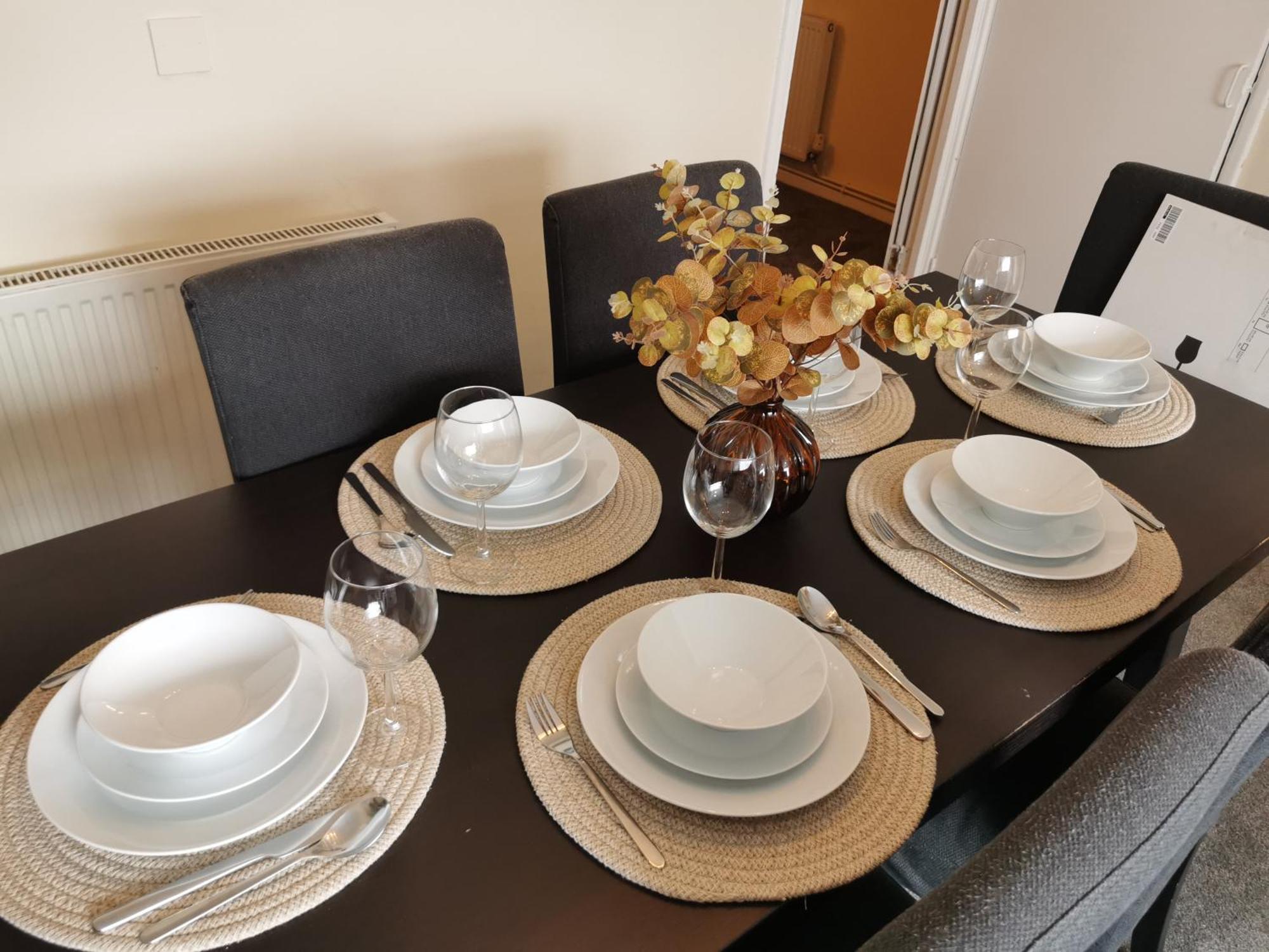 Charming House With 3 Bedrooms Near O2arena