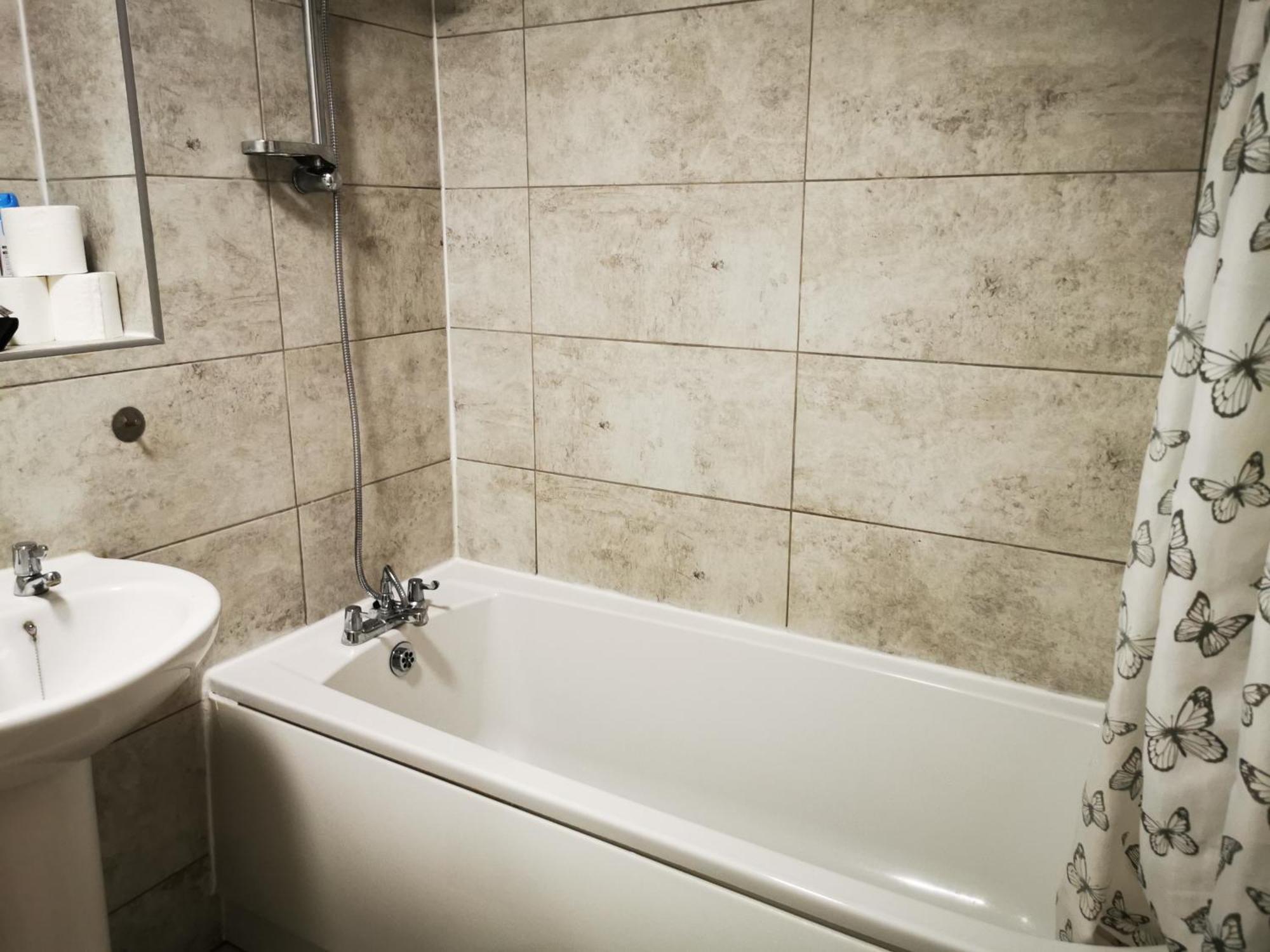 Hébergement de vacances Charming House With 3 Bedrooms Near O2arena *