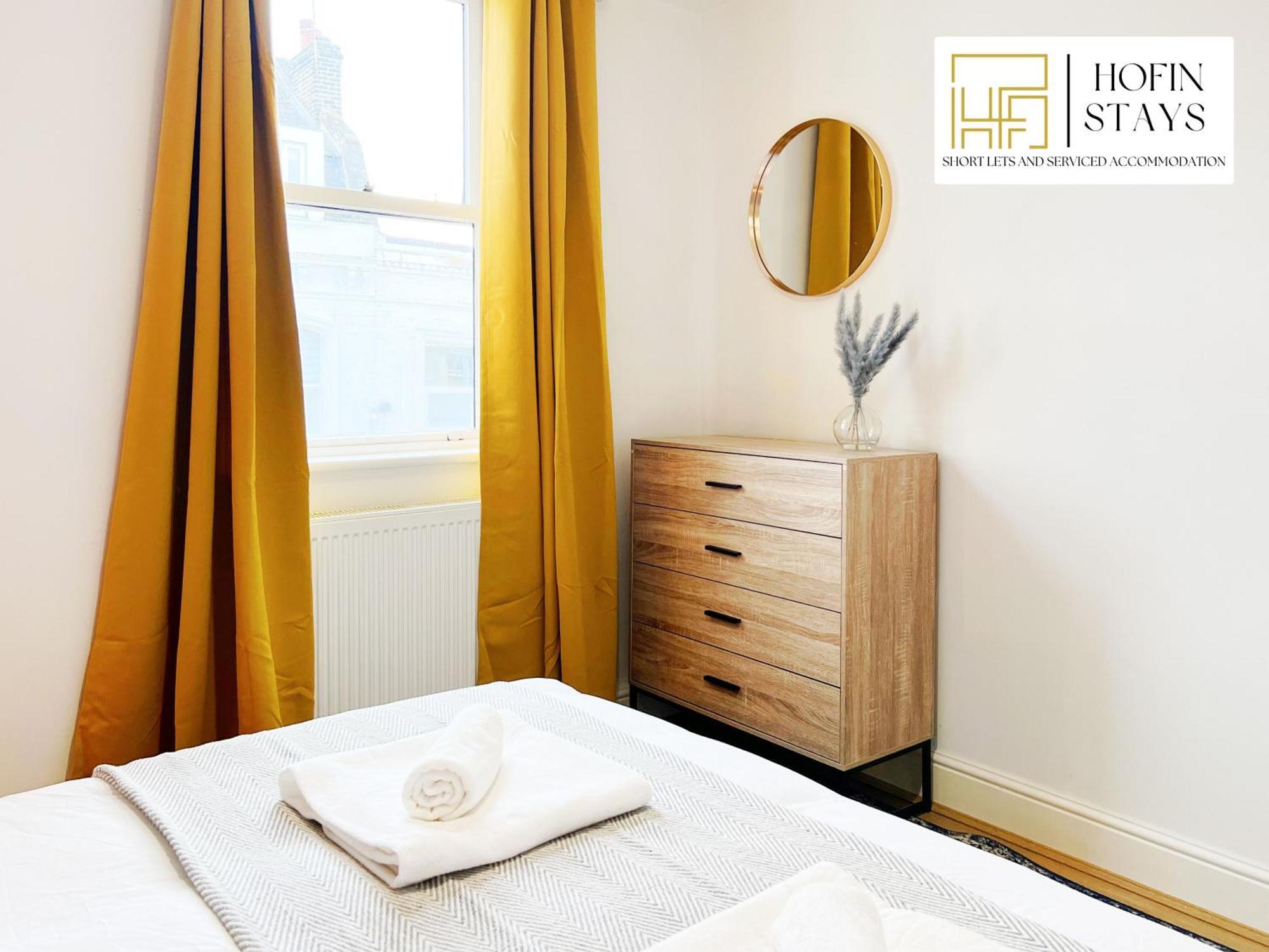 Last-minute Specials L Premium On 2 Double Bed For 6 Guests L Deals L Hofin Short Lets & Serviced Appartement