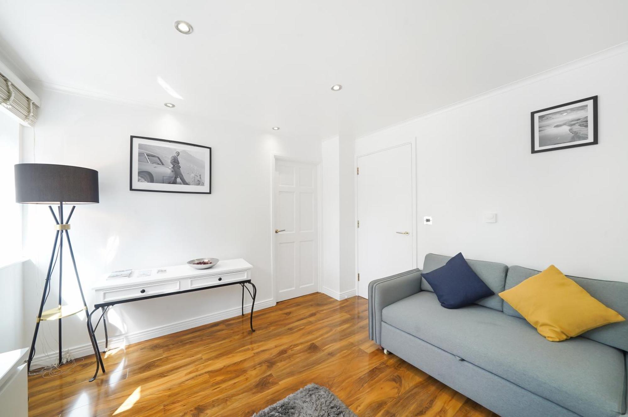 Apartment A Beautiful Stylish 2 Bedroom -city Of *