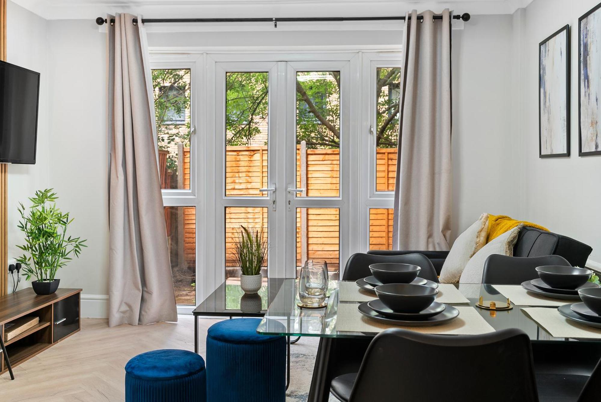 Greenwich Zone 2 5 Beds 2 Bath Free Parking *
