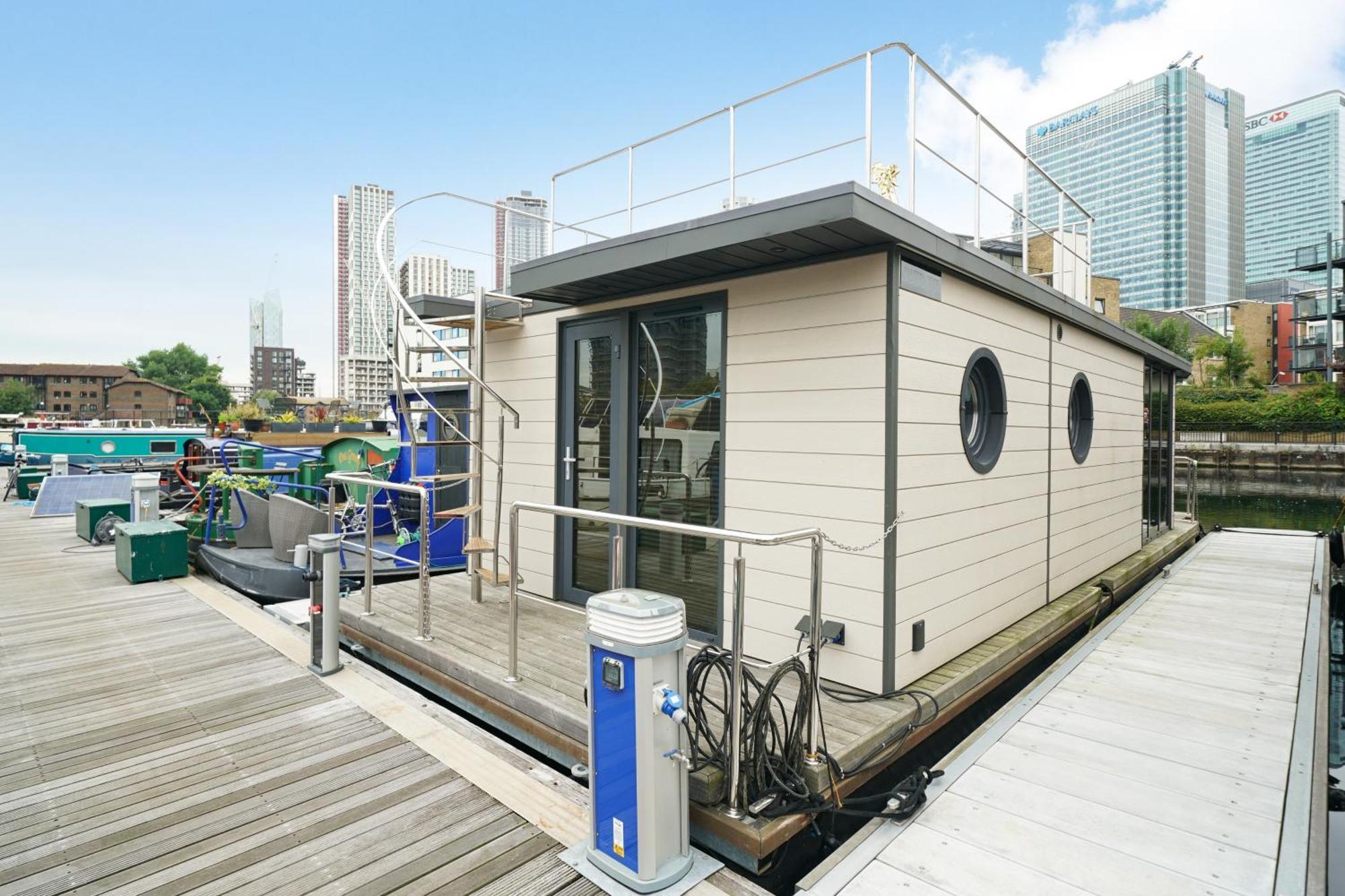 Bateau-hôtel Water In - Roof Terrace *