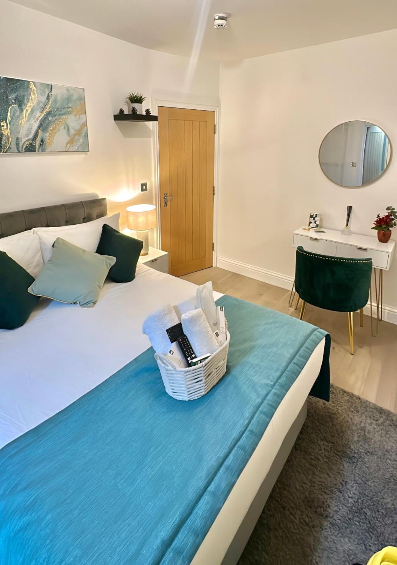 Homestay The Luxe En-suite In Stratford *