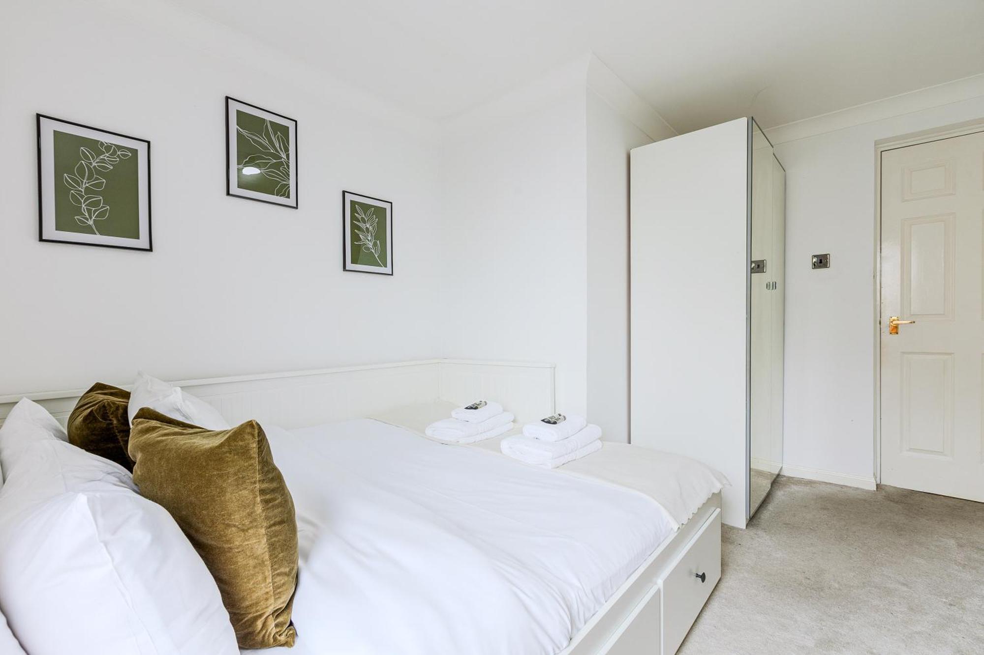 Apartamento Bright New 2br Flat With Balcony Near Excel Londres