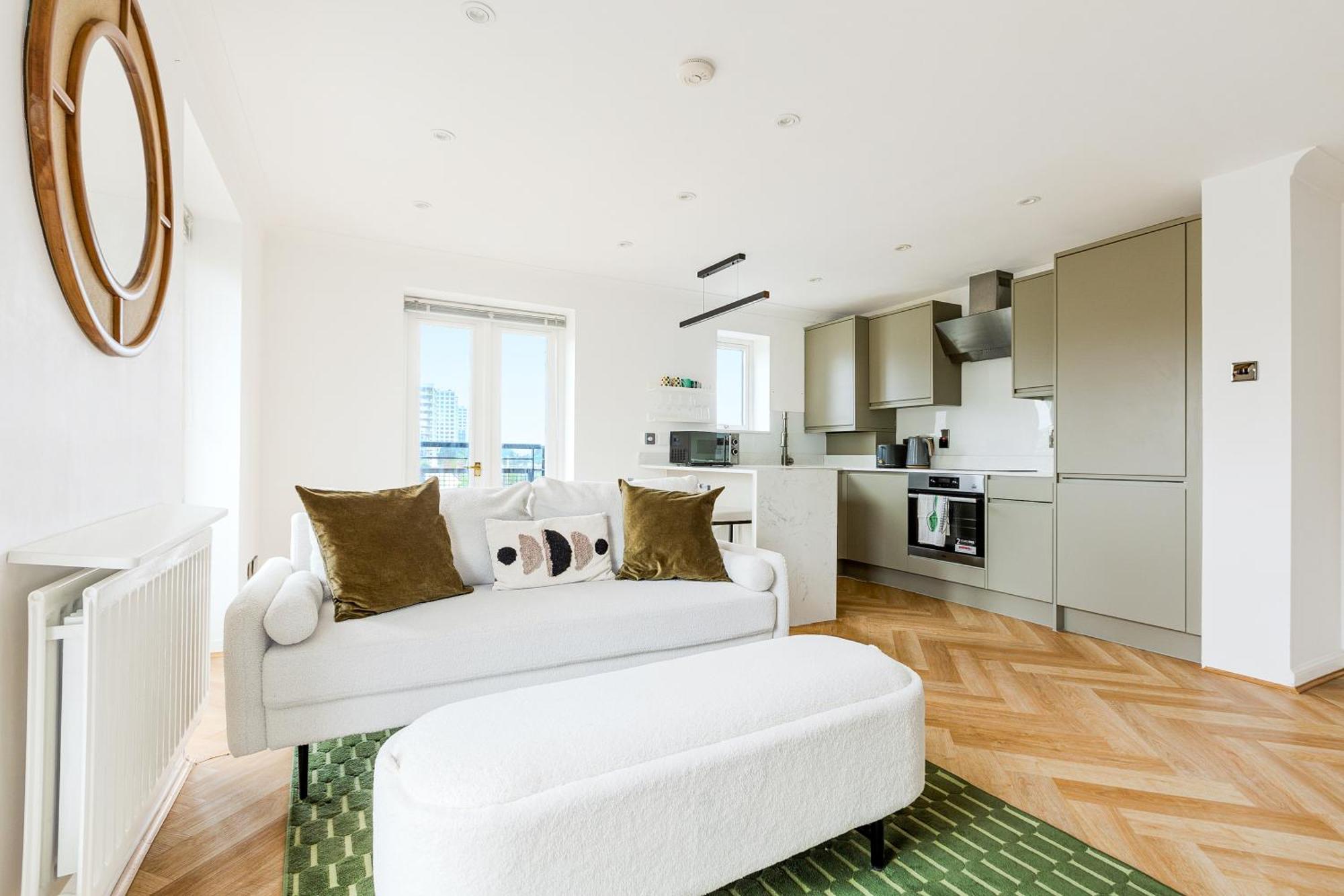 Bright New 2br Flat With Balcony Near Excel * Londres