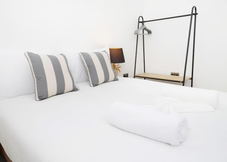 Stylish Flat With Garden, Close To * Londen
