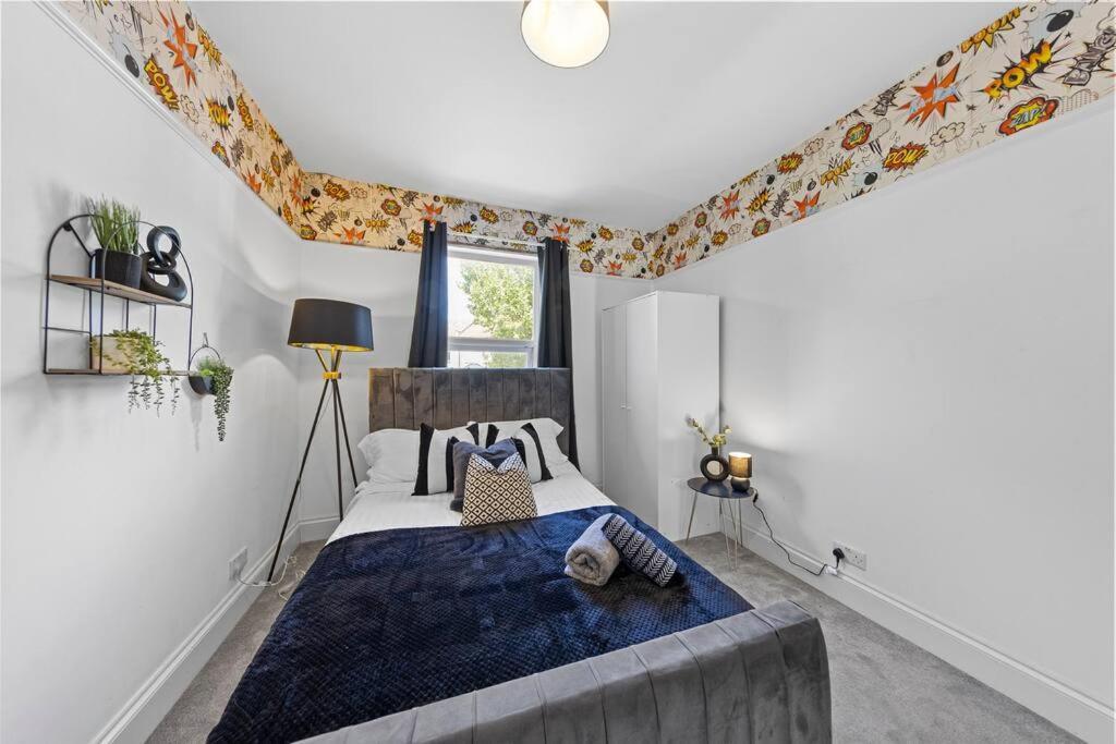 Apartamento Charming Leytonstone 5 Bed -