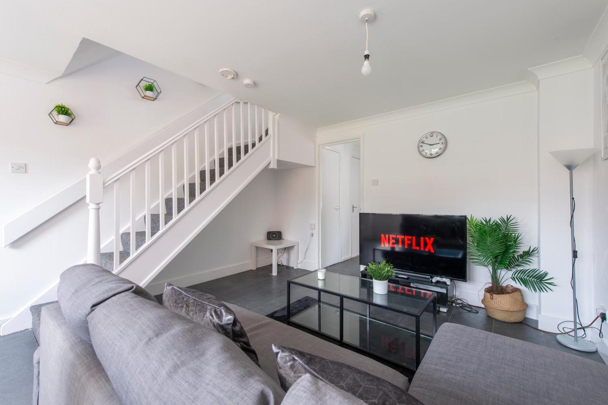 Ferienhaus Stylish 2 Bed House Near O2 Arena, Excel & Airport