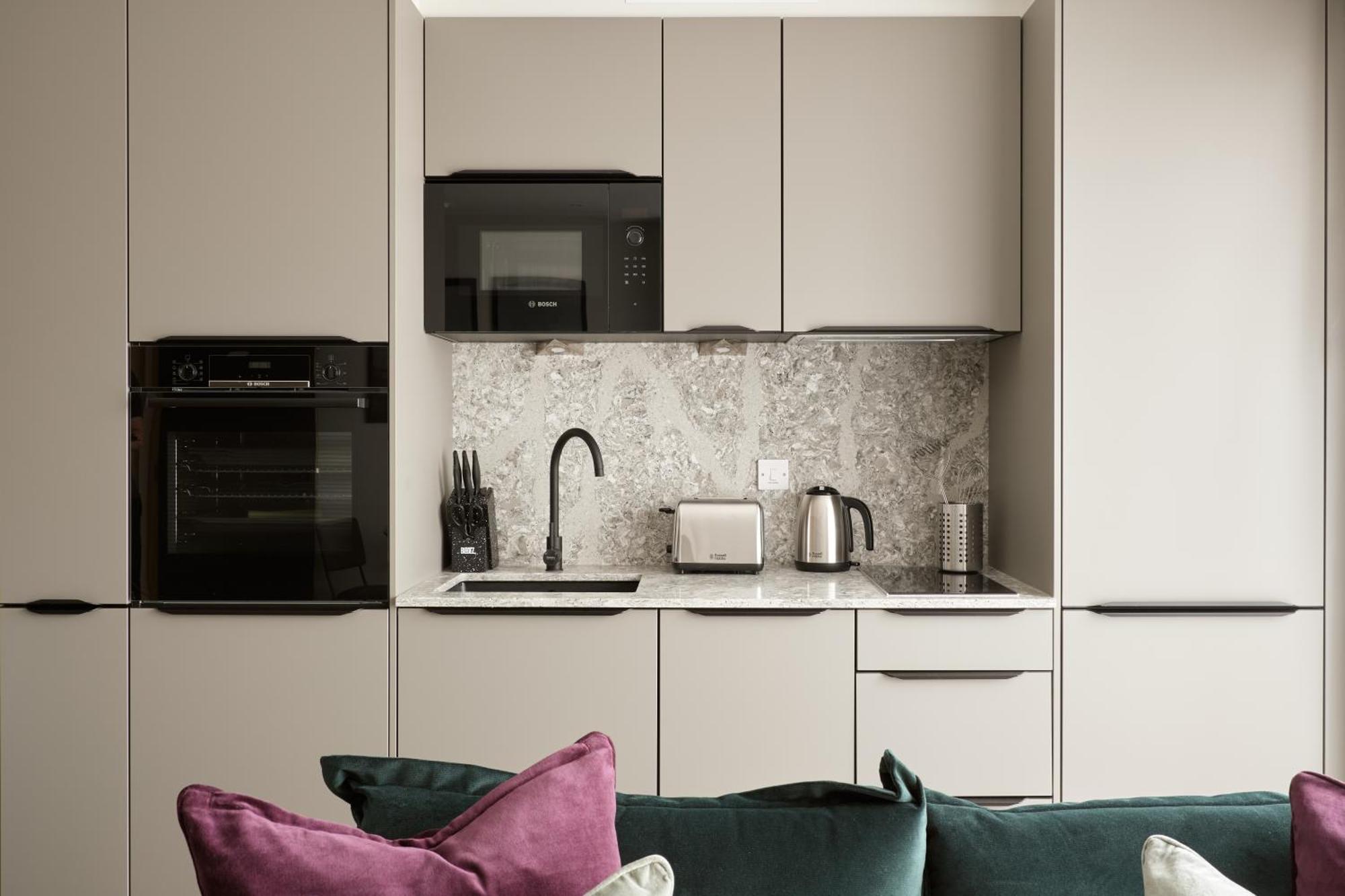 East By Viridian * Londres