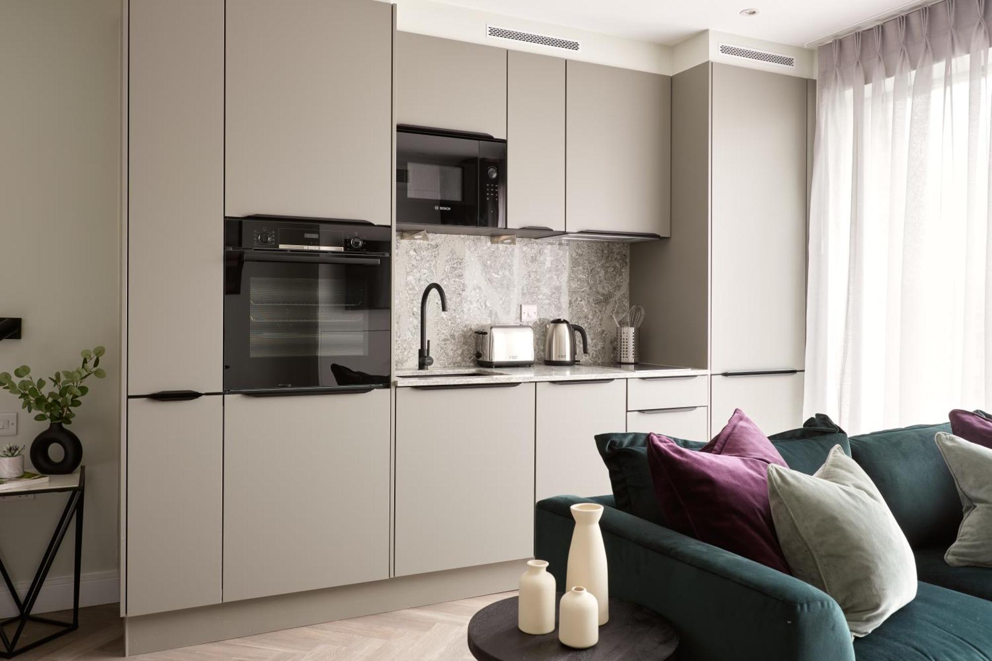 East By Viridian * Londres