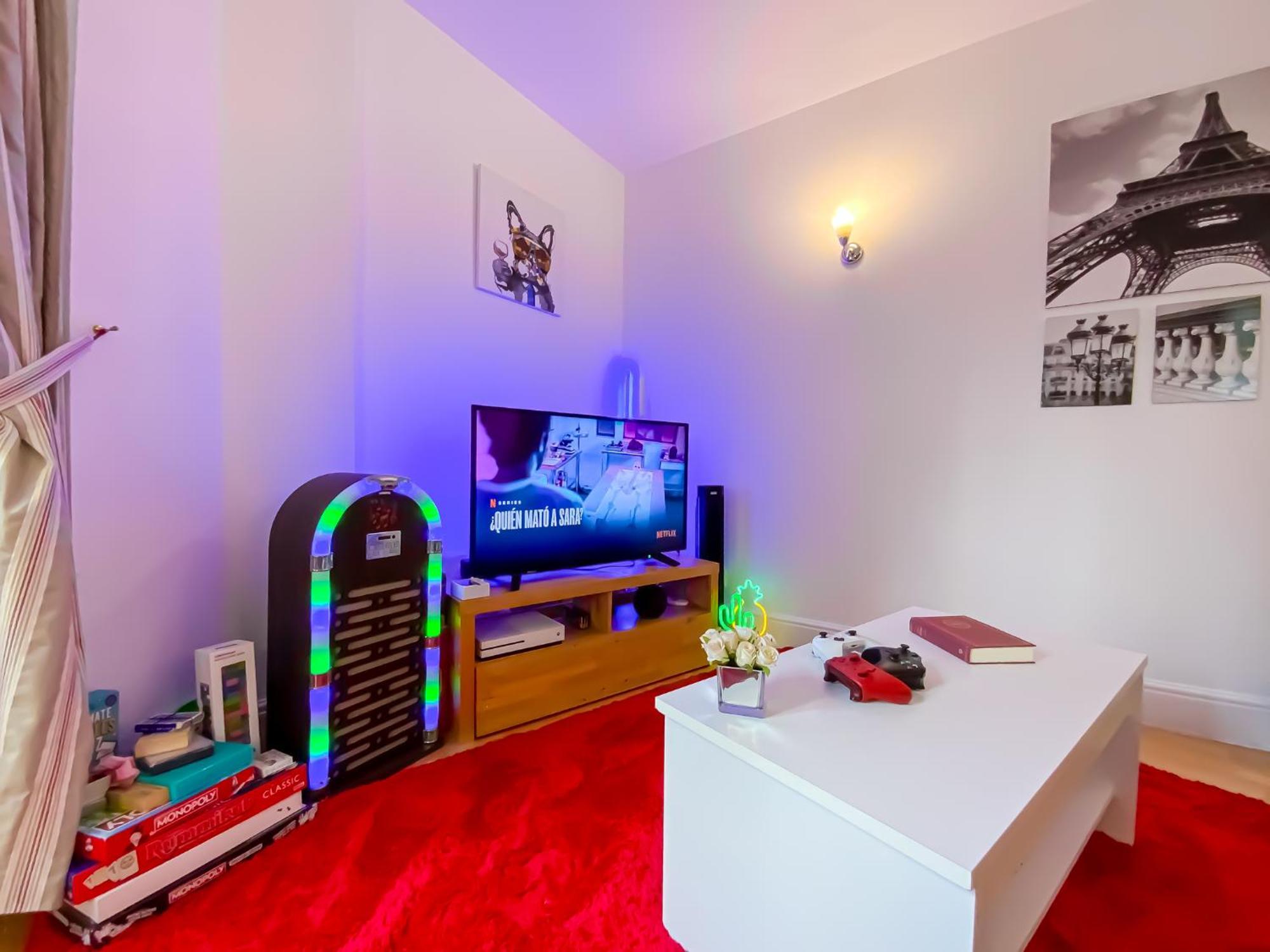 Appartement Lovely 1 Bedroom With Hottub, Sauna, Gym