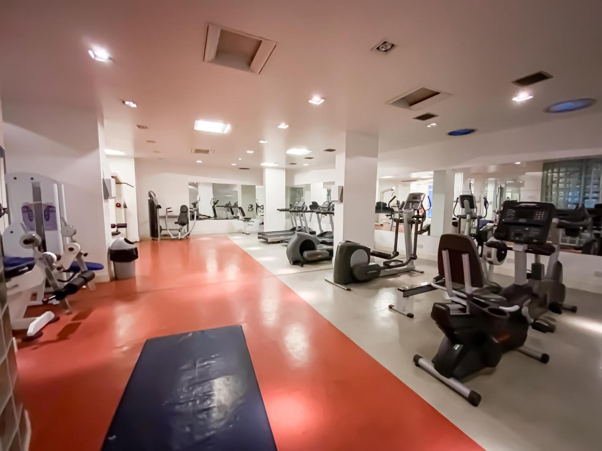 Lovely 1 Bedroom With Hottub, Sauna, Gym * Londres