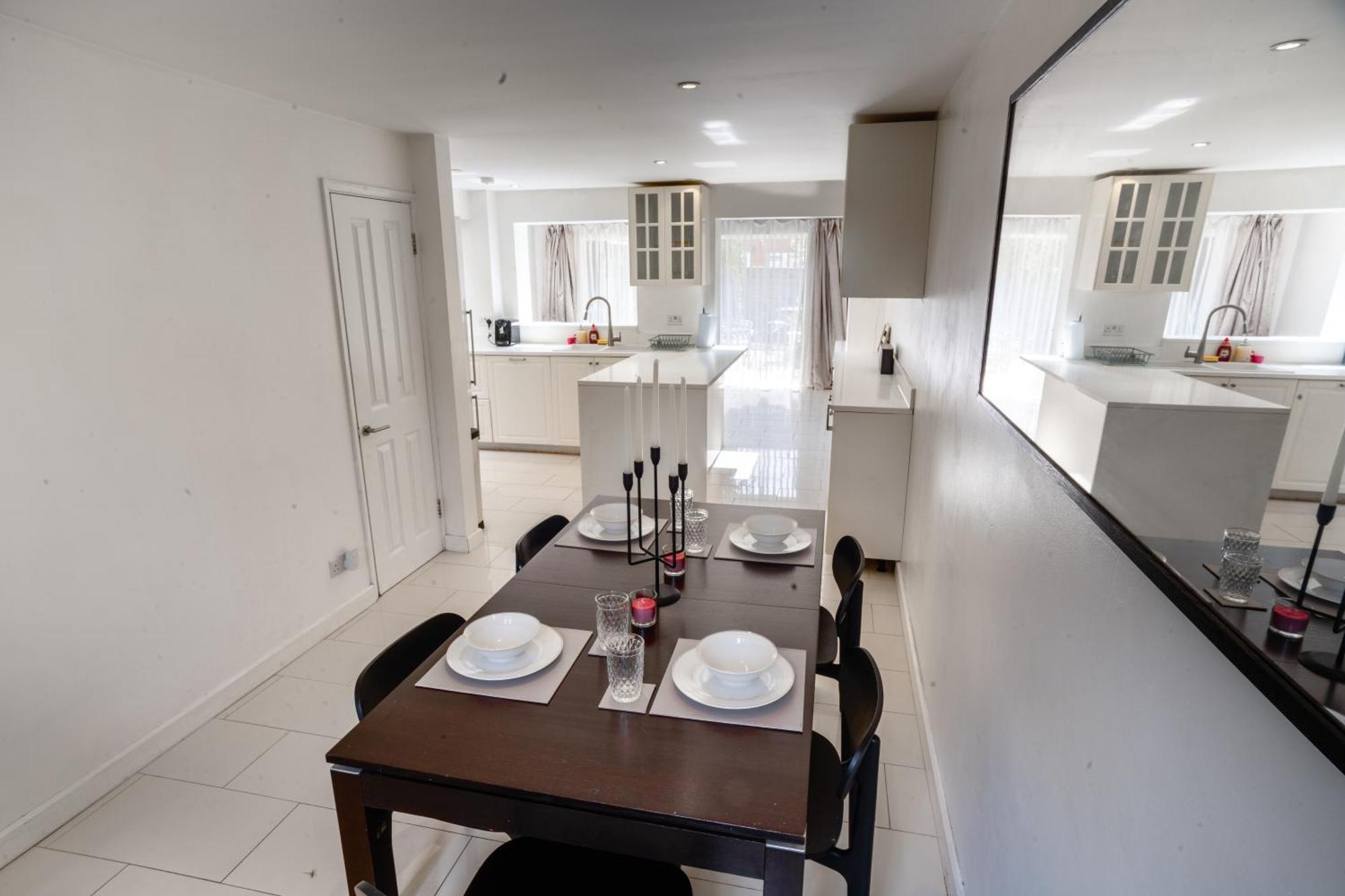 Shard View 3 Bed Entire *