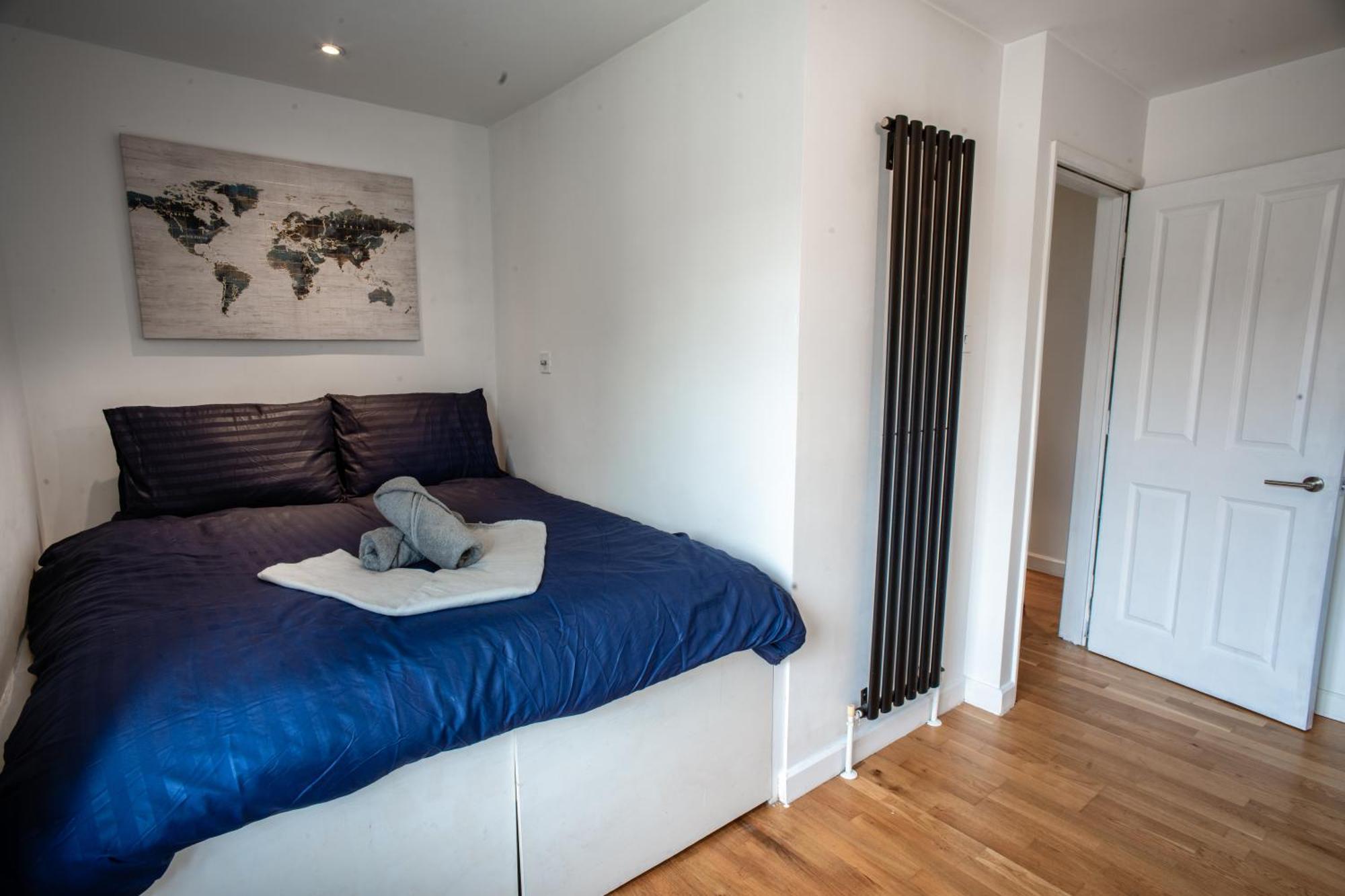 Shard View 3 Bed Entire London