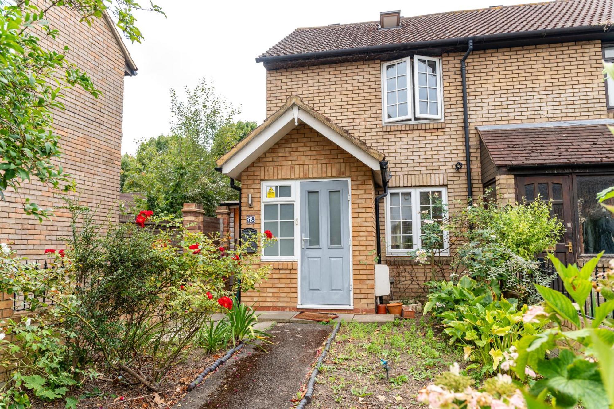 Shard View 3 Bed Entire Holiday home