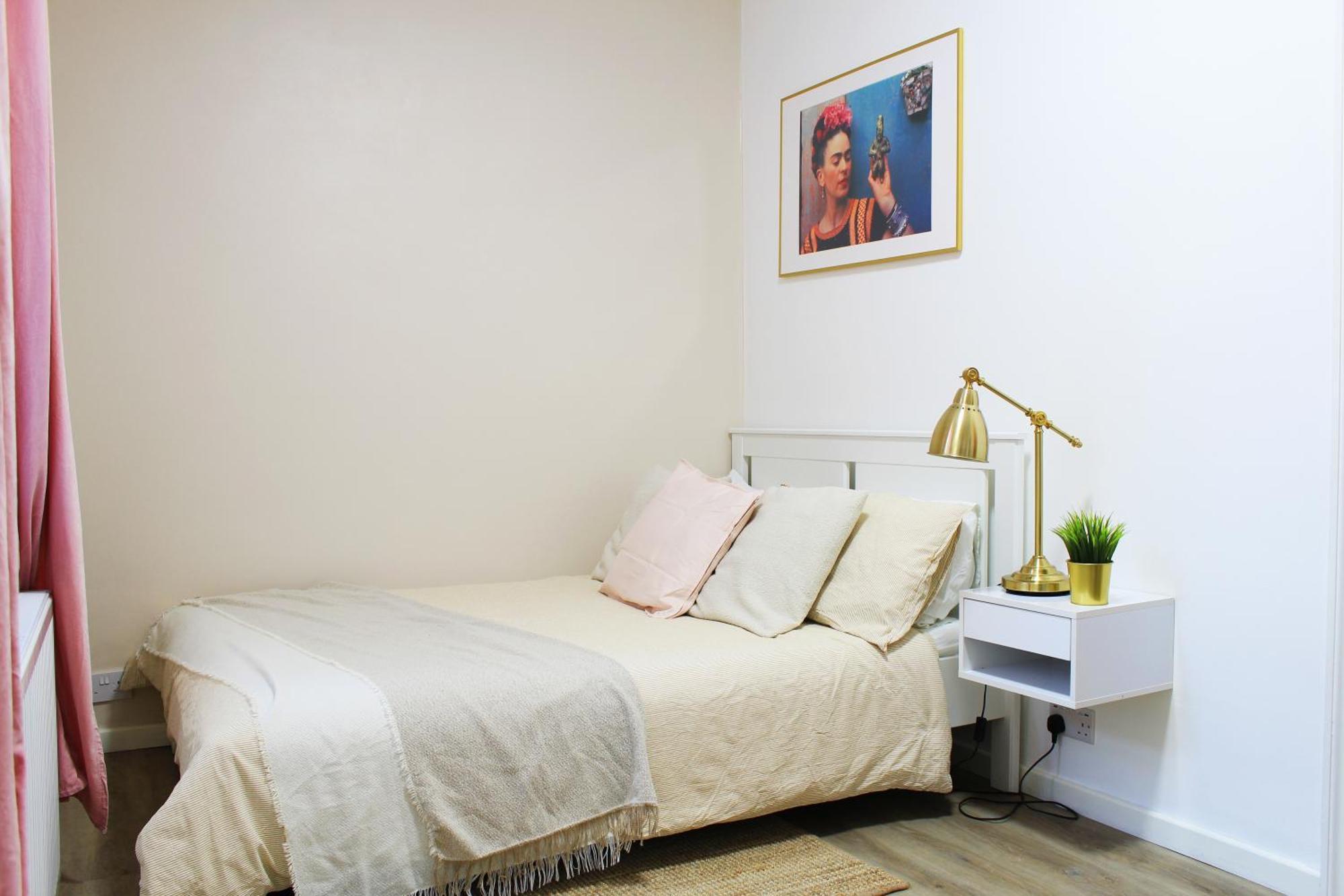Modern Ground Floor Flat - 15 Min To Central