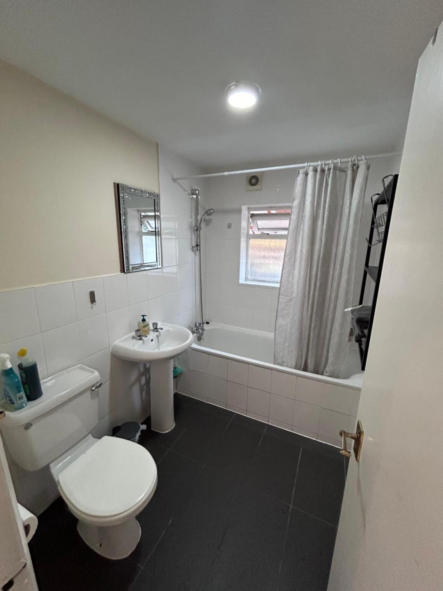 2 Bed Flat Greenwich London