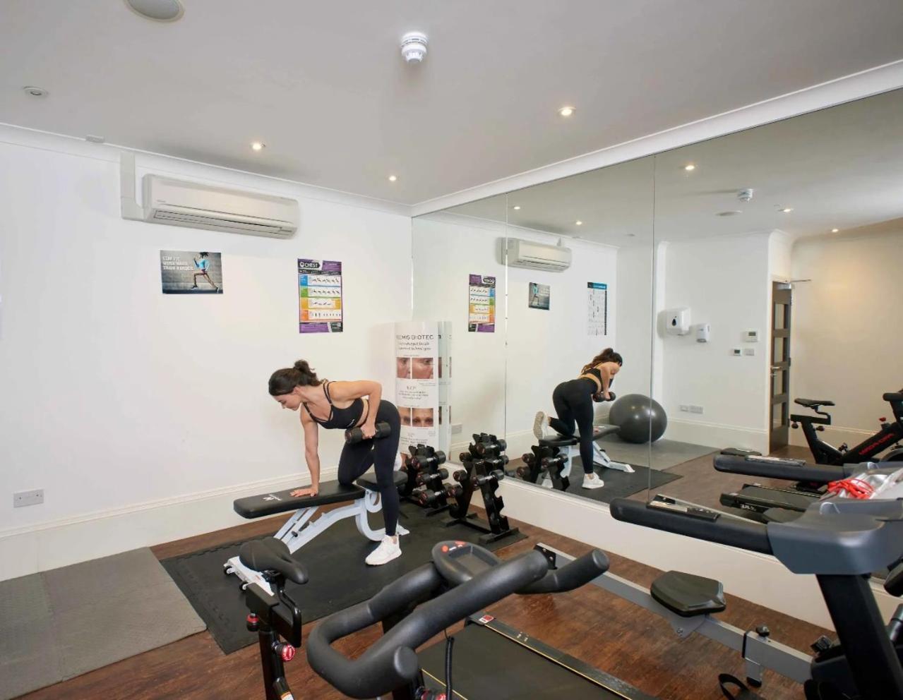 The Lansbury Heritage A Sunday - Canary Wharf 4* Londres