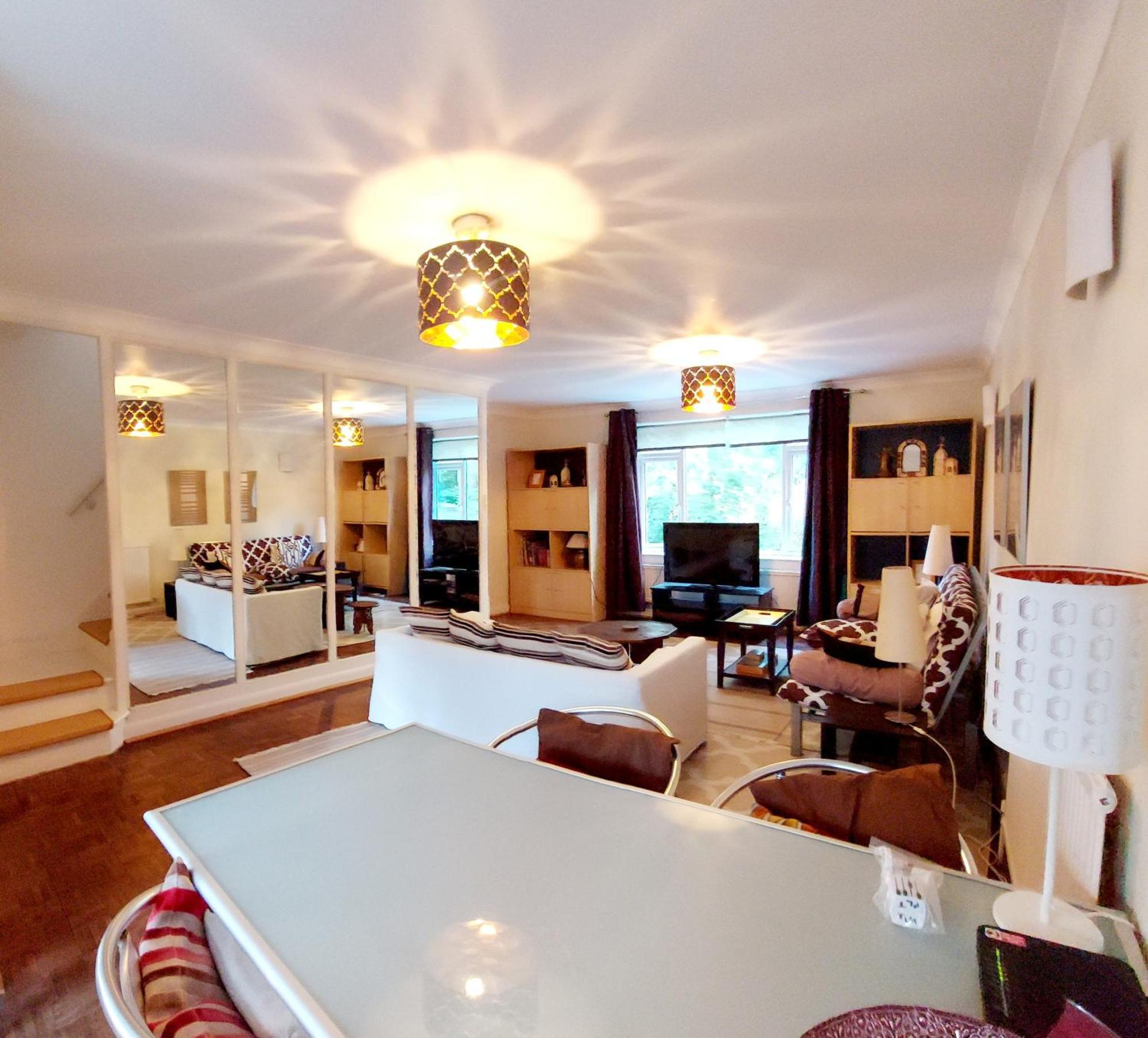 Apartment Oriental, 2 Double Bedroom Flat, Royal Greenwich, Se London