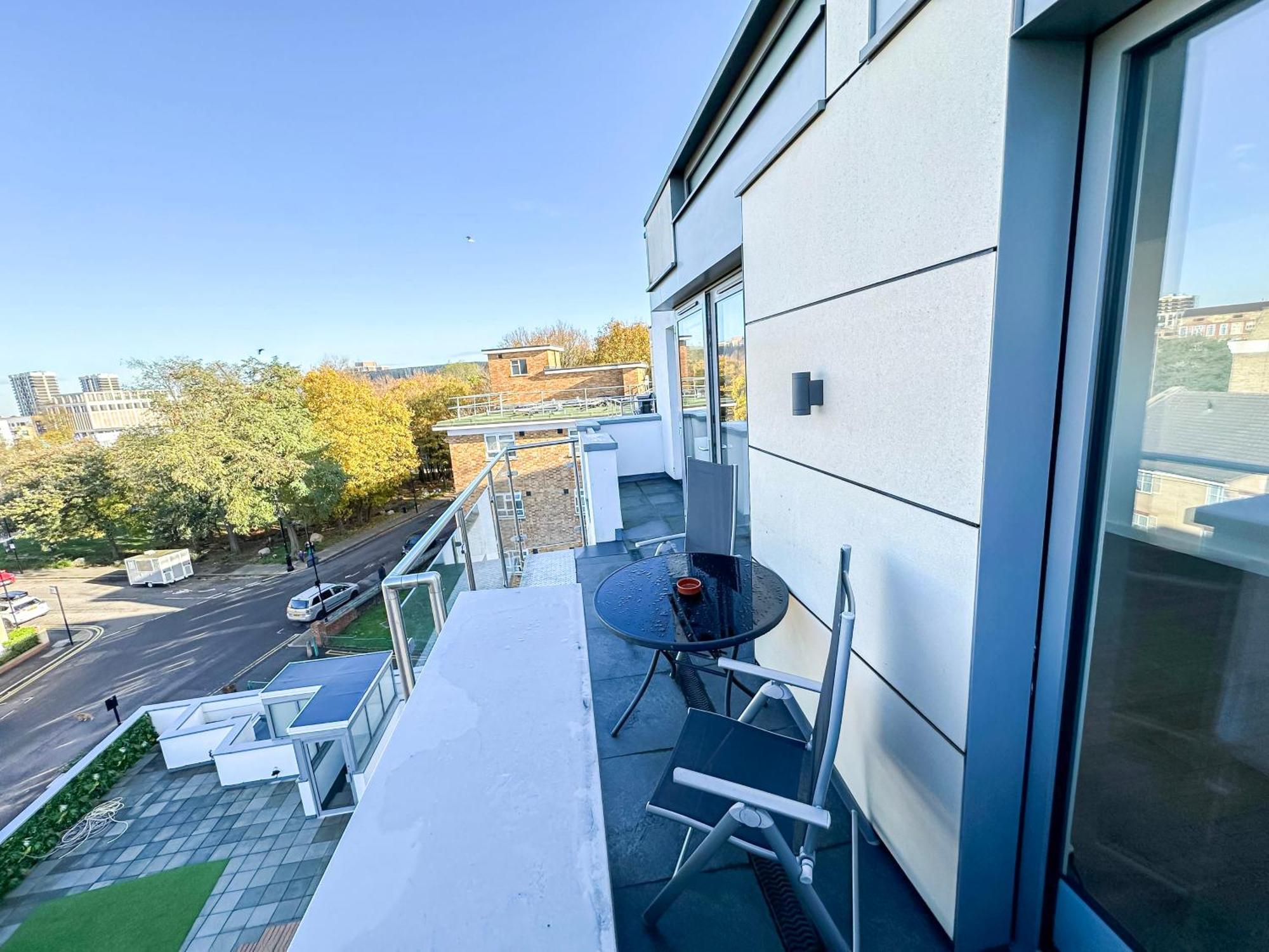 Contemporary With Private Terraces In Shoreditch, Hoxton, Islington Apartamento *