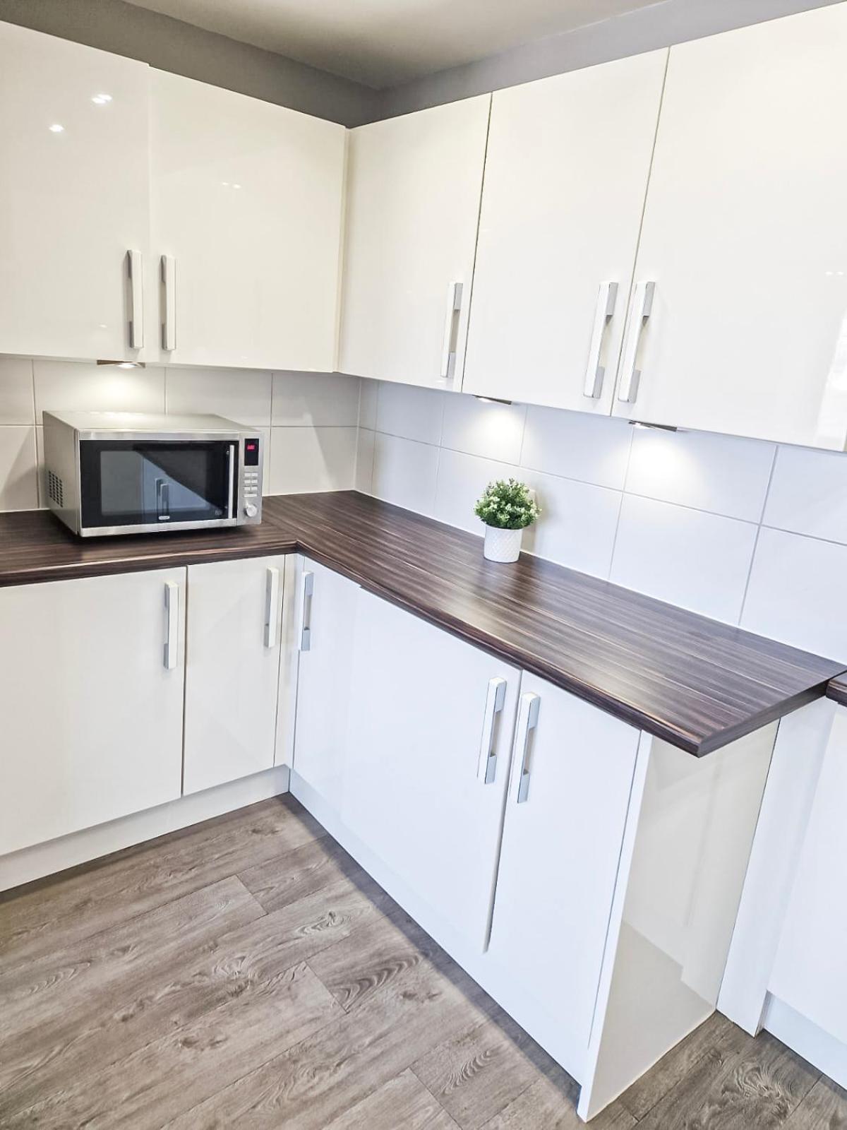 Contemporary With Private Terraces In Shoreditch, Hoxton, Islington