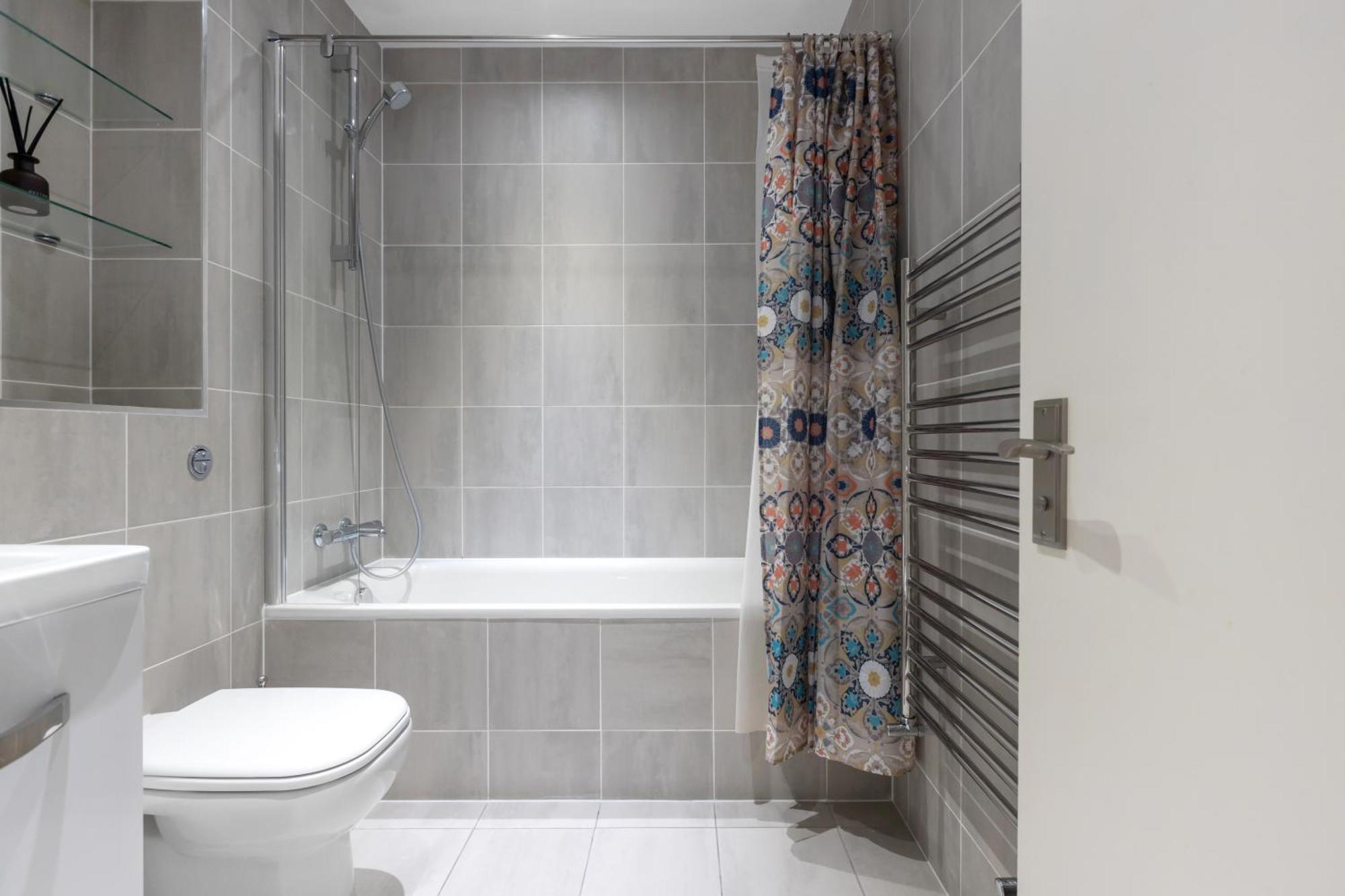 Holiday home 4 Bed 2 Bath - Modern Flat Right On Columbia Road! London