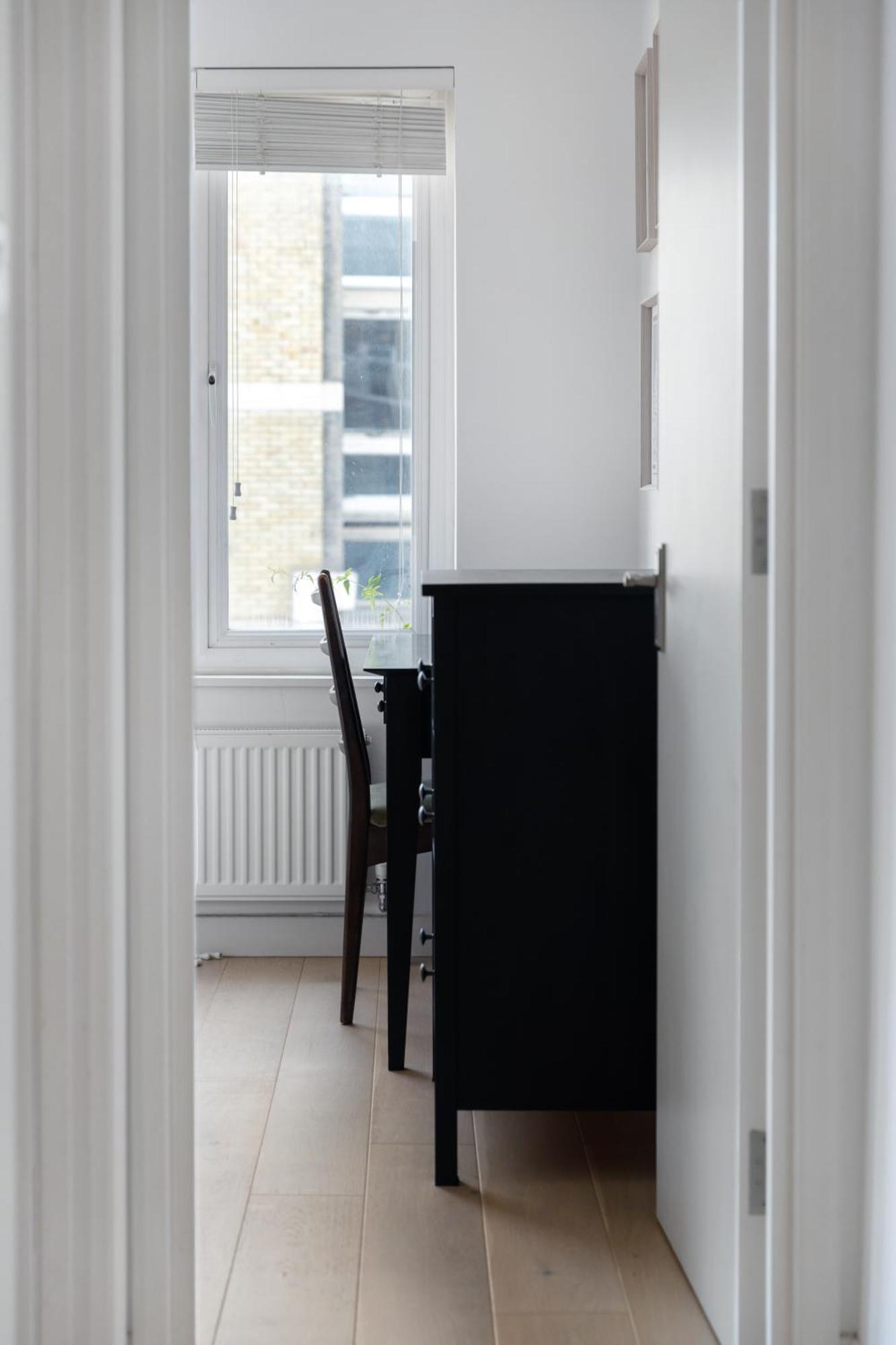 4 Bed 2 Bath - Modern Flat Right On Columbia Road! Holiday home London