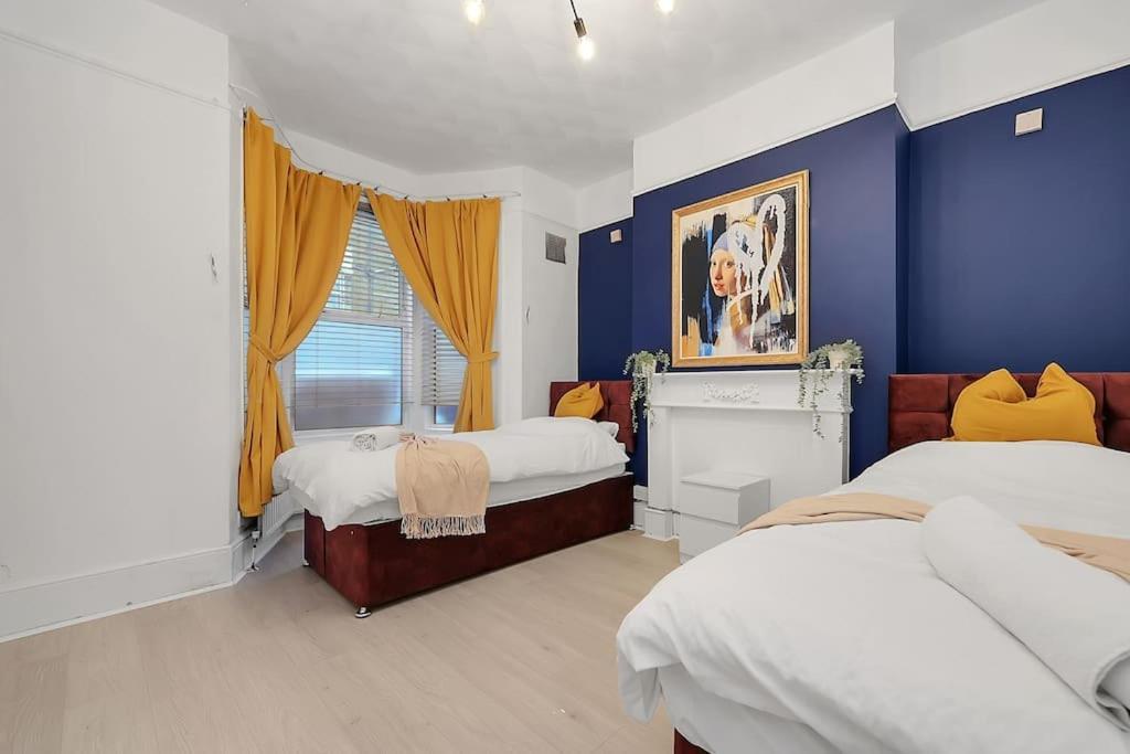 Enquires At The Panel By Harlington 8 Bed Appartement Londres