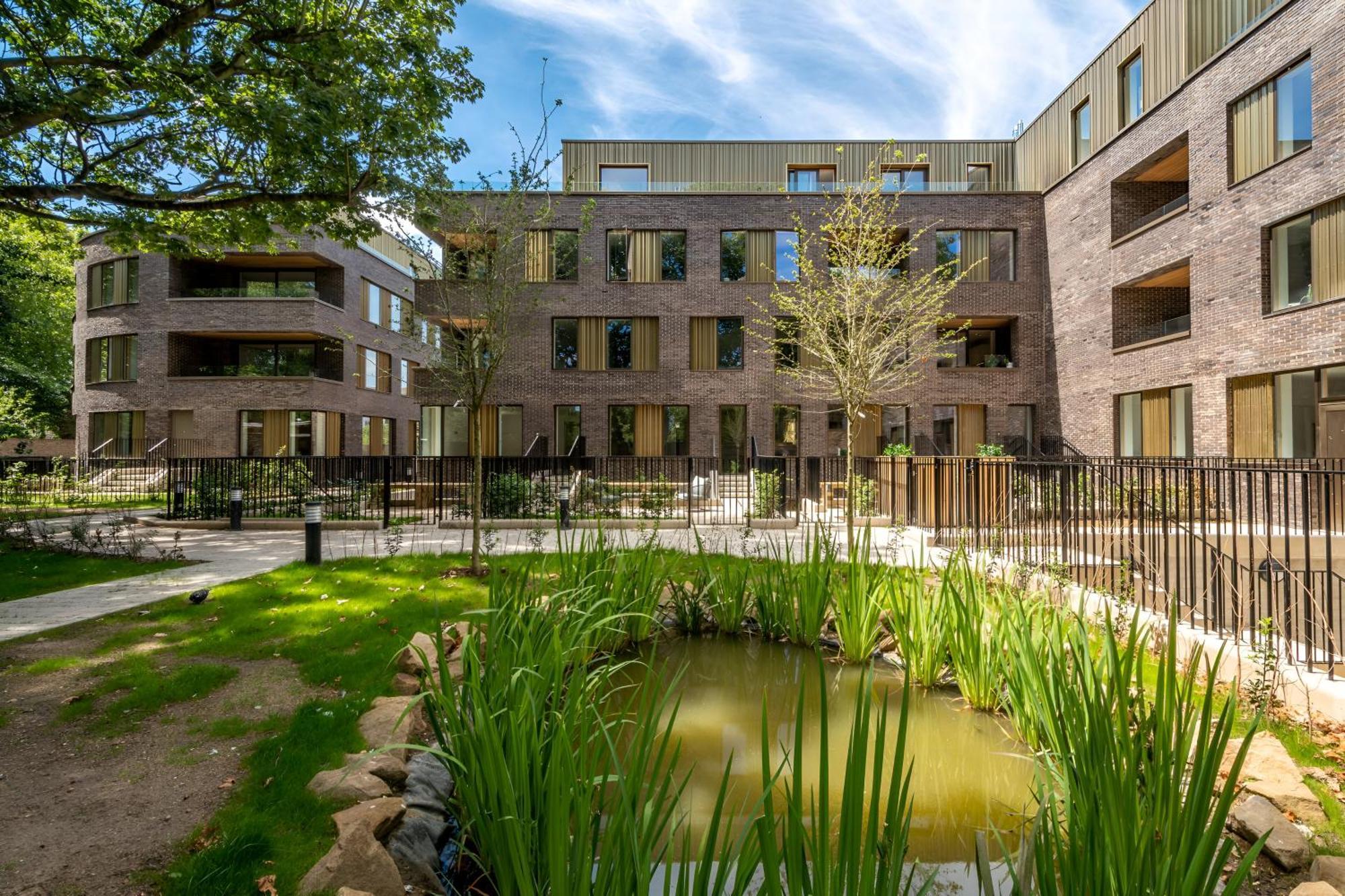 Apartamento Cityscape Oasis Chic For Urban Dwellers