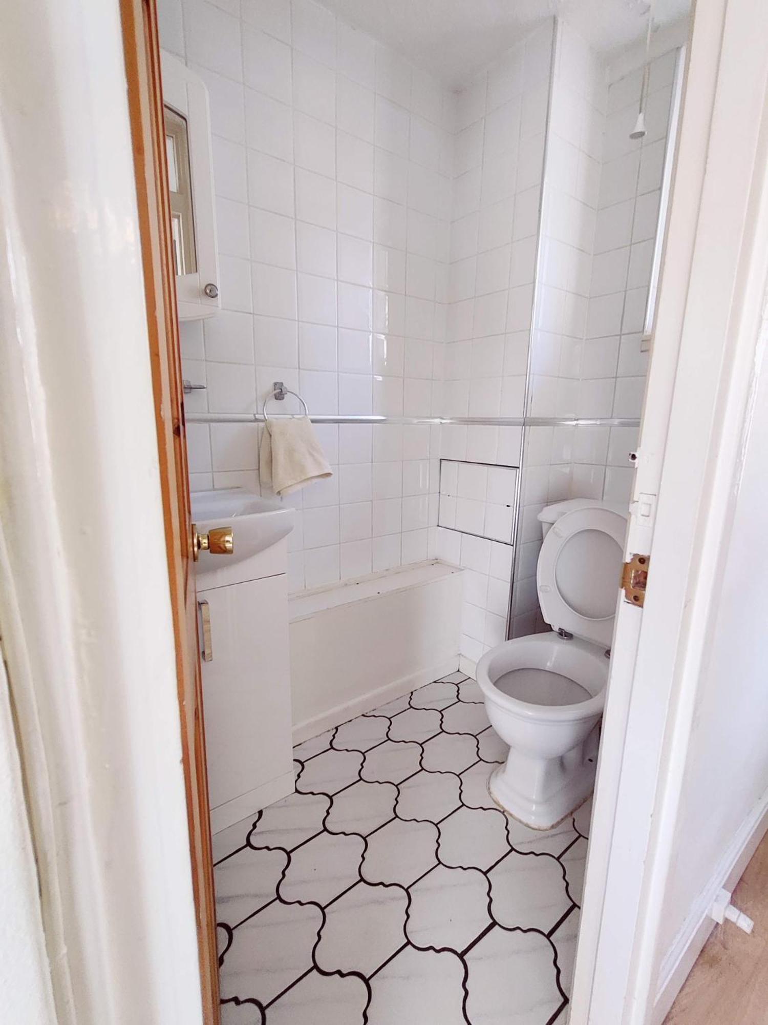 Spacious 3 Bedroom Whitechapel - 9 Mins From Tower Bridge With Free Parking & Garden Hébergement de vacances