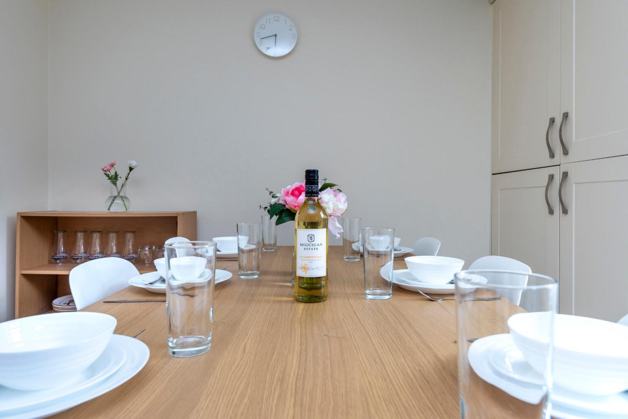 Spacious 3 Bedroom Whitechapel - 9 Mins From Tower Bridge With Free Parking & Garden * Londres