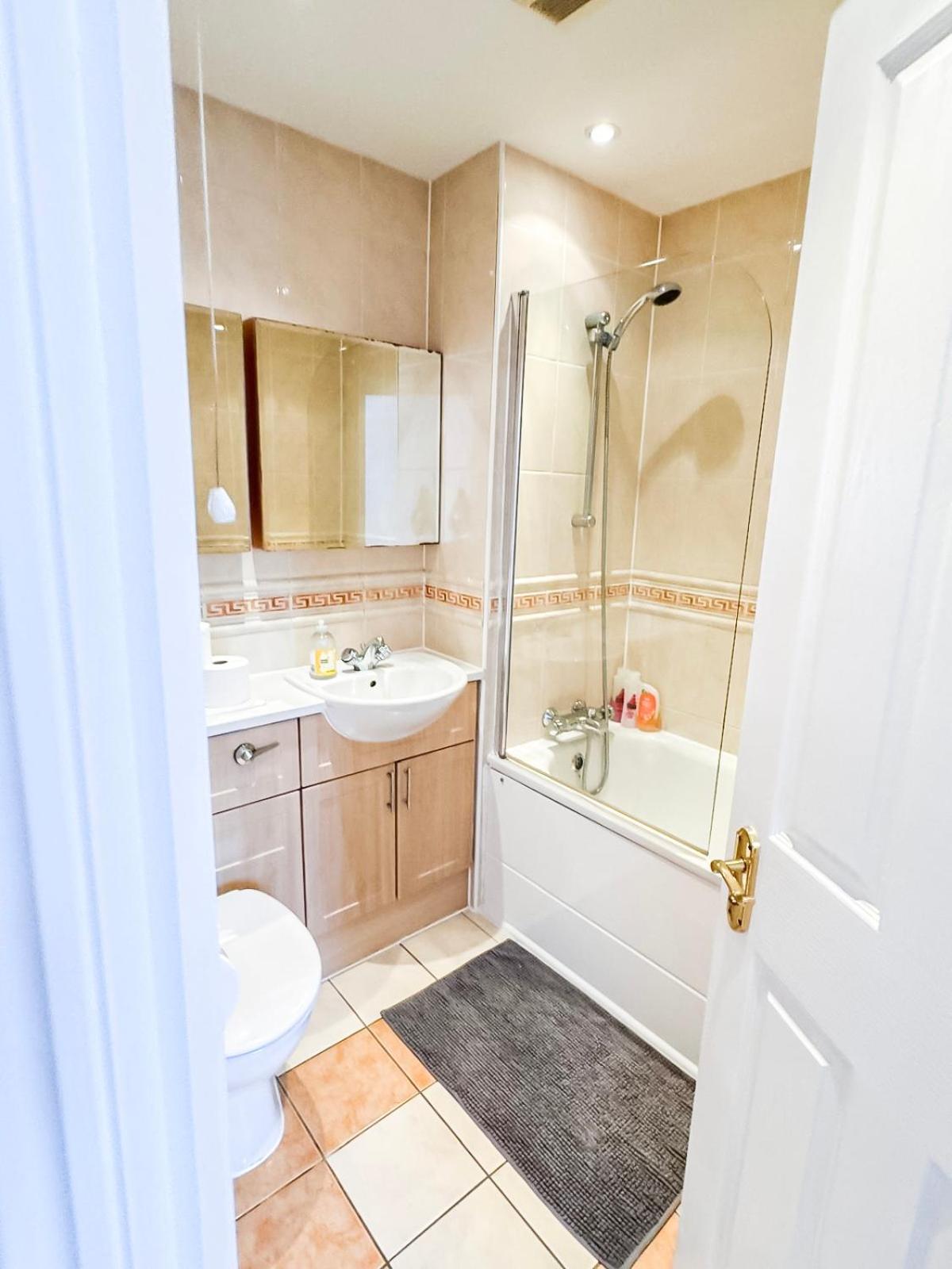 Lux 3 Bedroom Penthouse In Borough Near The Shard, Bermondsey Apartment