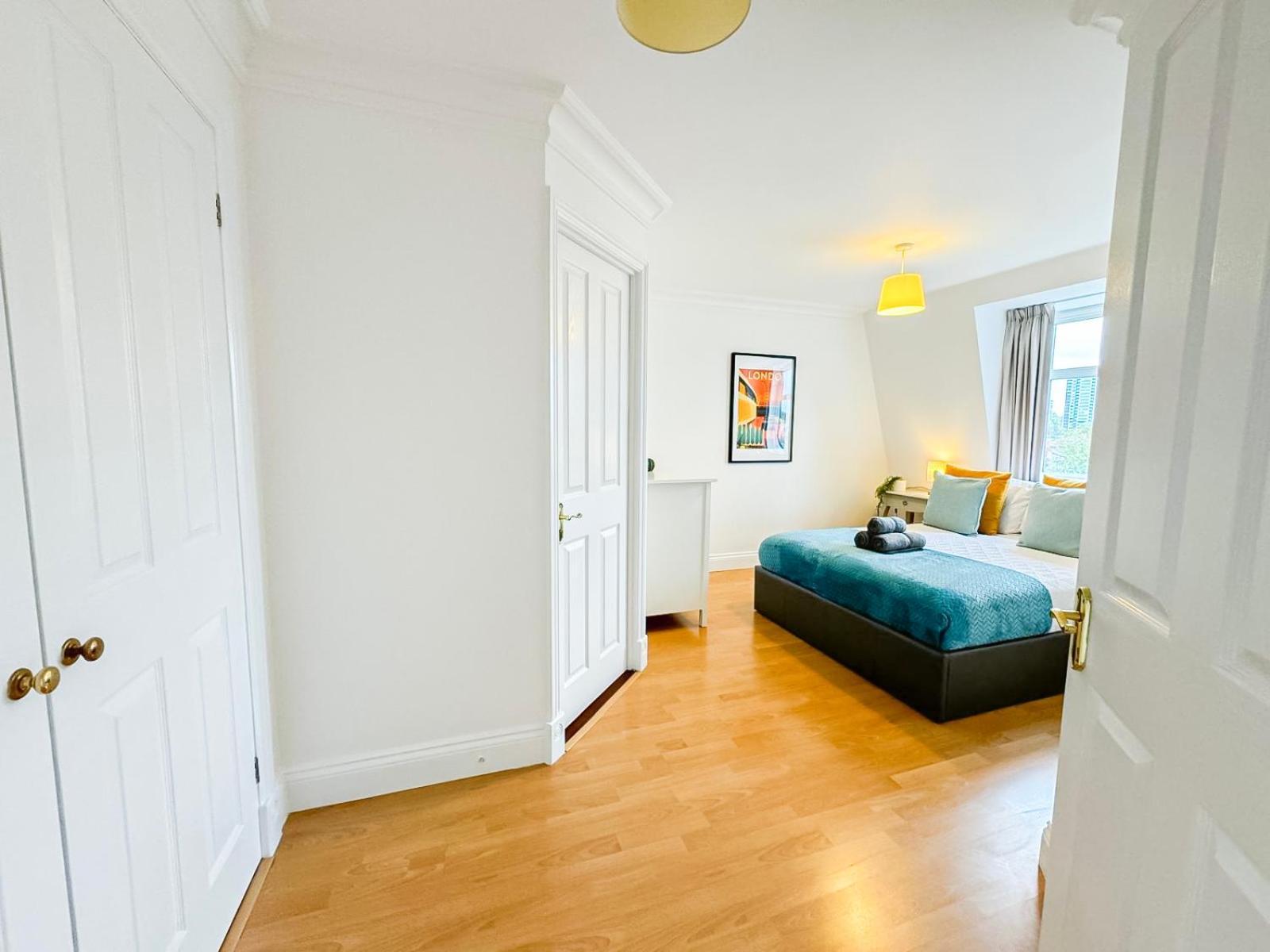 Lux 3 Bedroom Penthouse In Borough Near The Shard, Bermondsey *